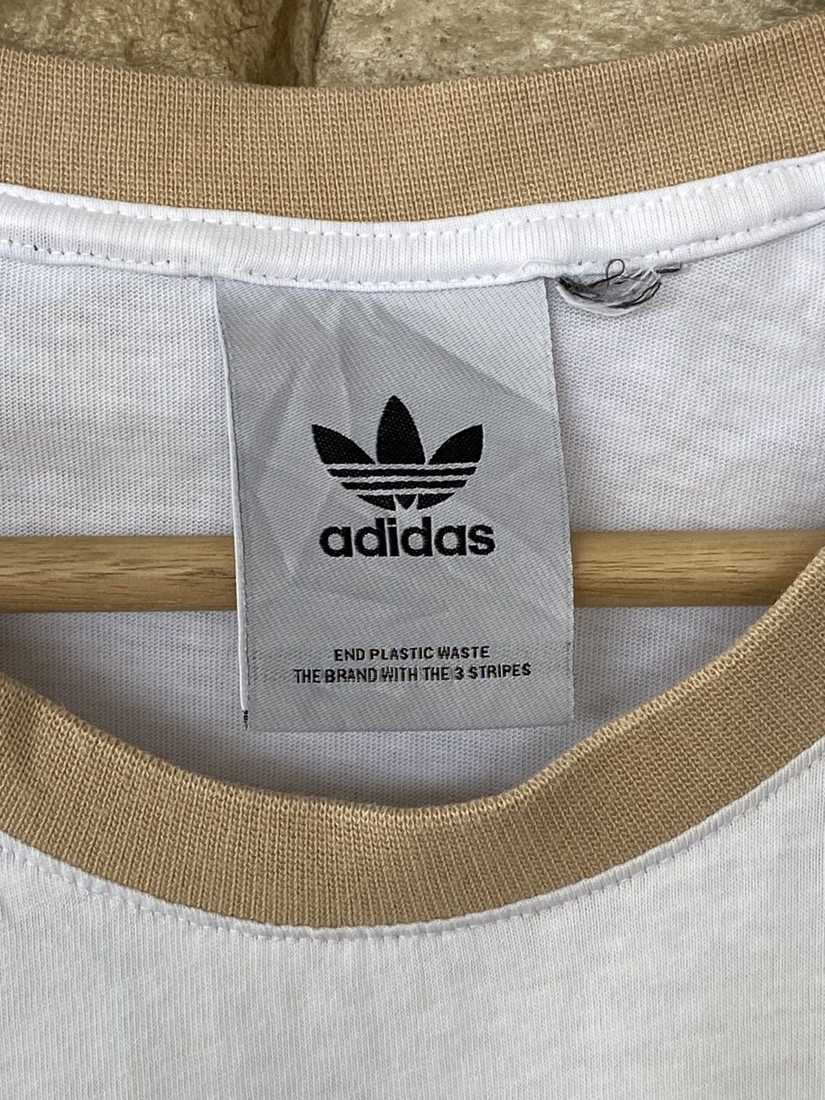 Adidas × Vintage Adidas Originals Logo White & Cream Stripe Tees Size US L / EU 52-54 / 3 - 7 Thumbnail
