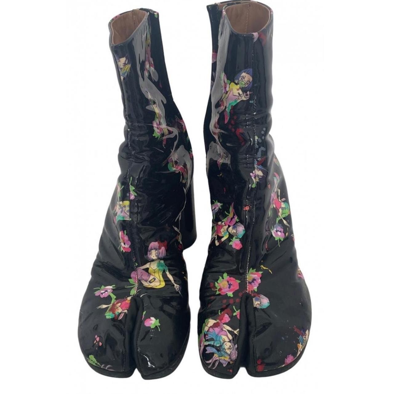 Maison Margiela Margiela tabi anime print 38 Size US 8 / IT 38 - 1 Thumbnail