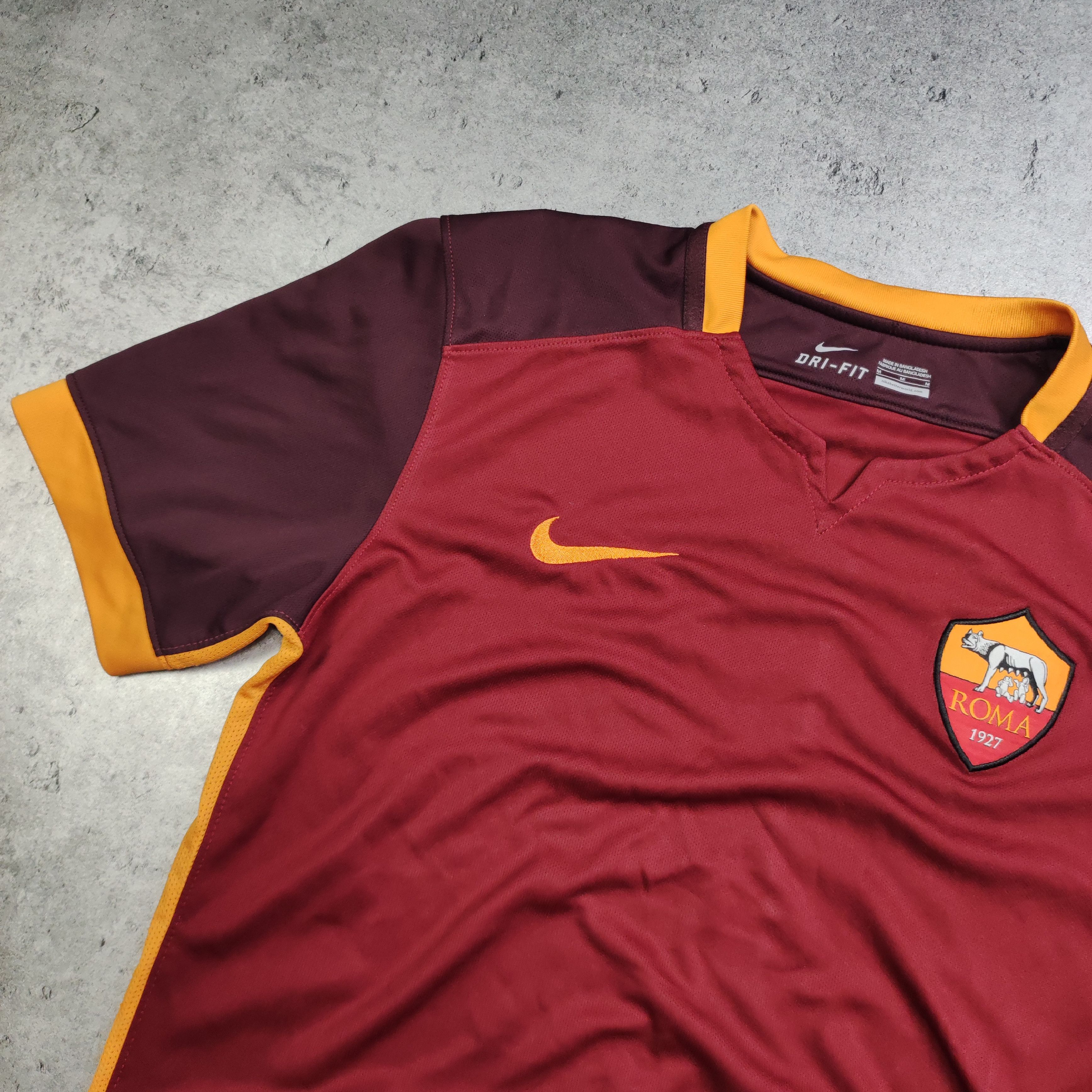 Nike RARE Nike x AS Roma Football Home 2015 Jersey Size US M / EU 48-50 / 2 - 4 Thumbnail