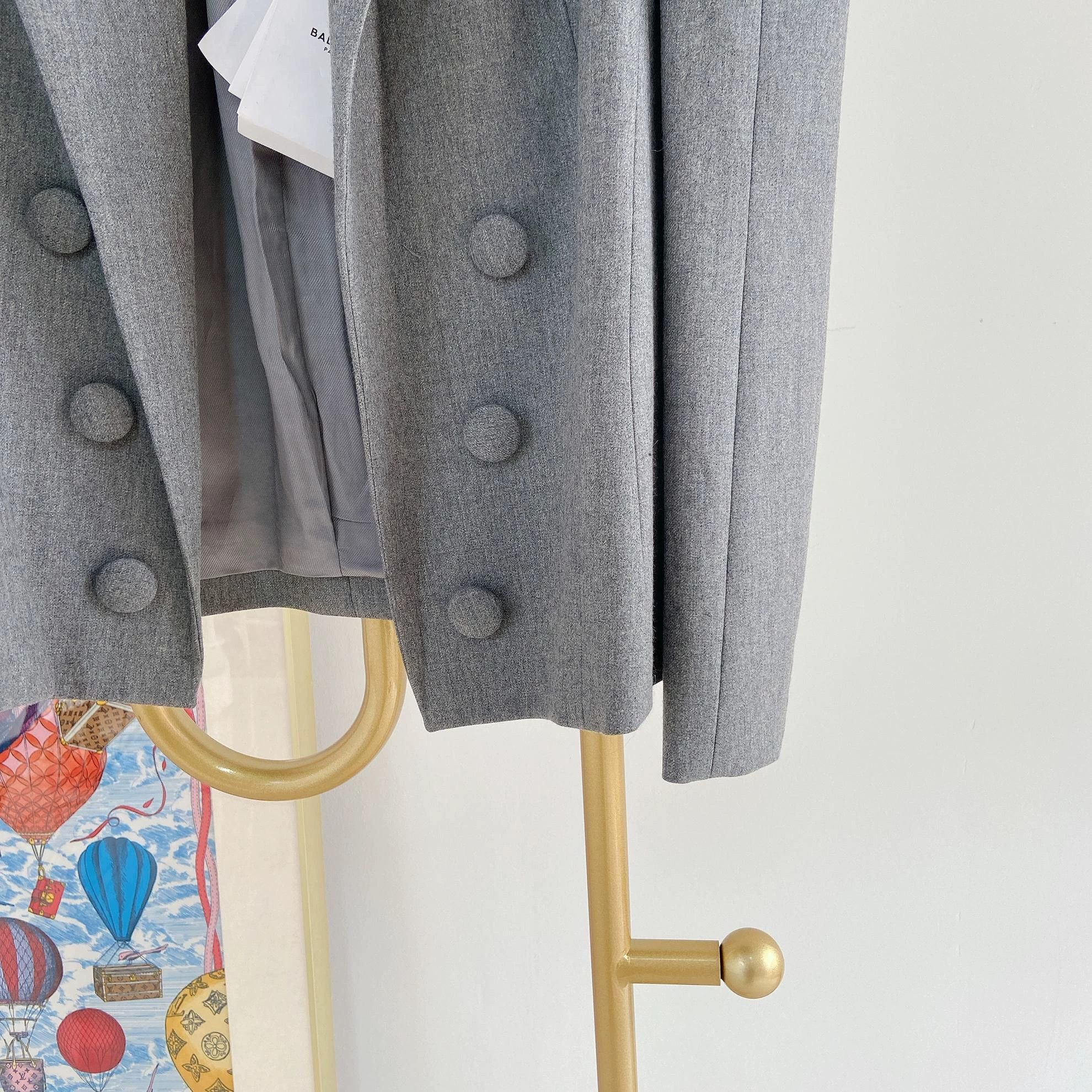 Balmain Balmain Gray Shoulder Pads 40 Tag Jacket Size S / US 4 / IT 40 - 4 Thumbnail