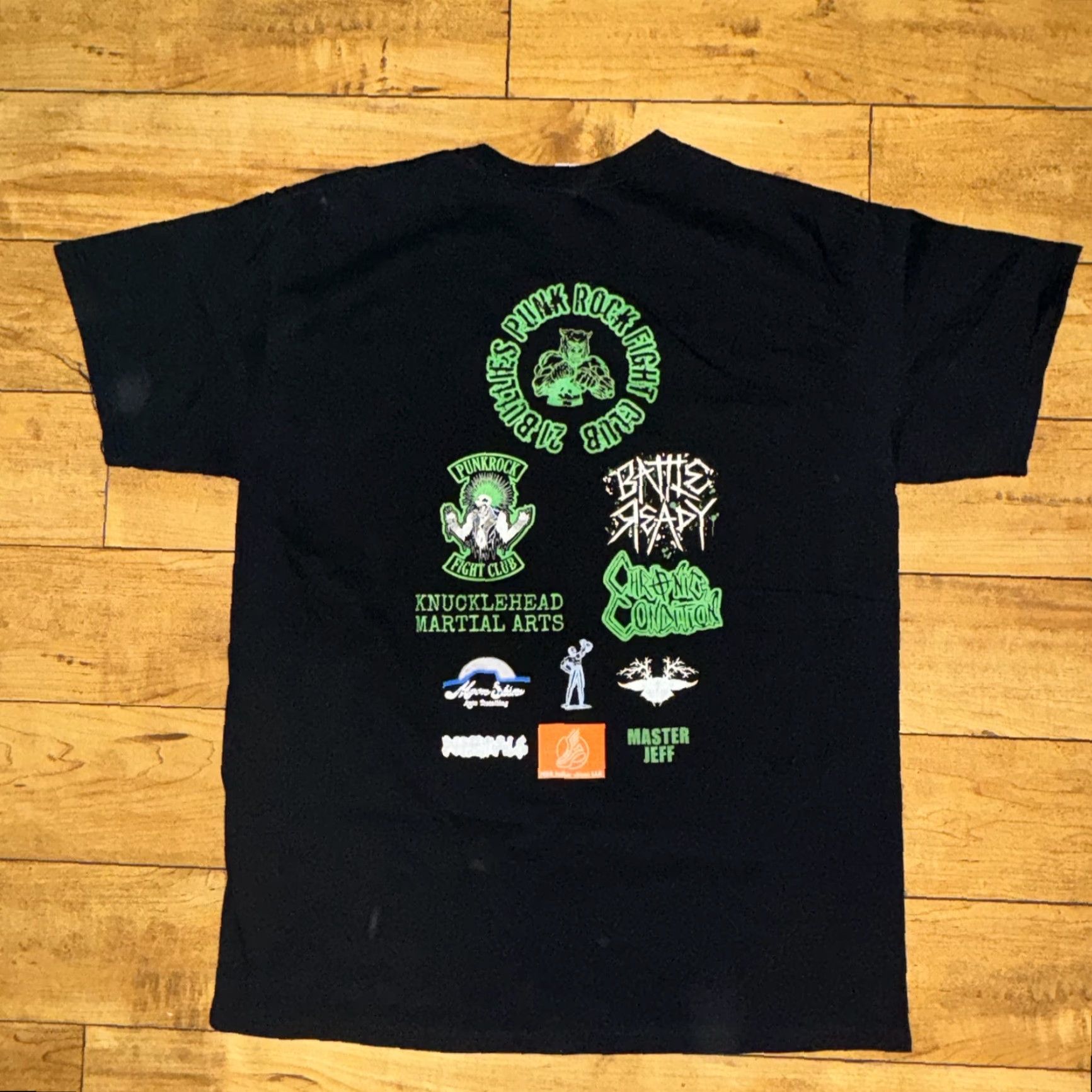 Vintage Chris Anxiety Loves 2 Scrap Punk Rock T-Shirt Black Large 21x27 Size US L / EU 52-54 / 3 - 4 Thumbnail