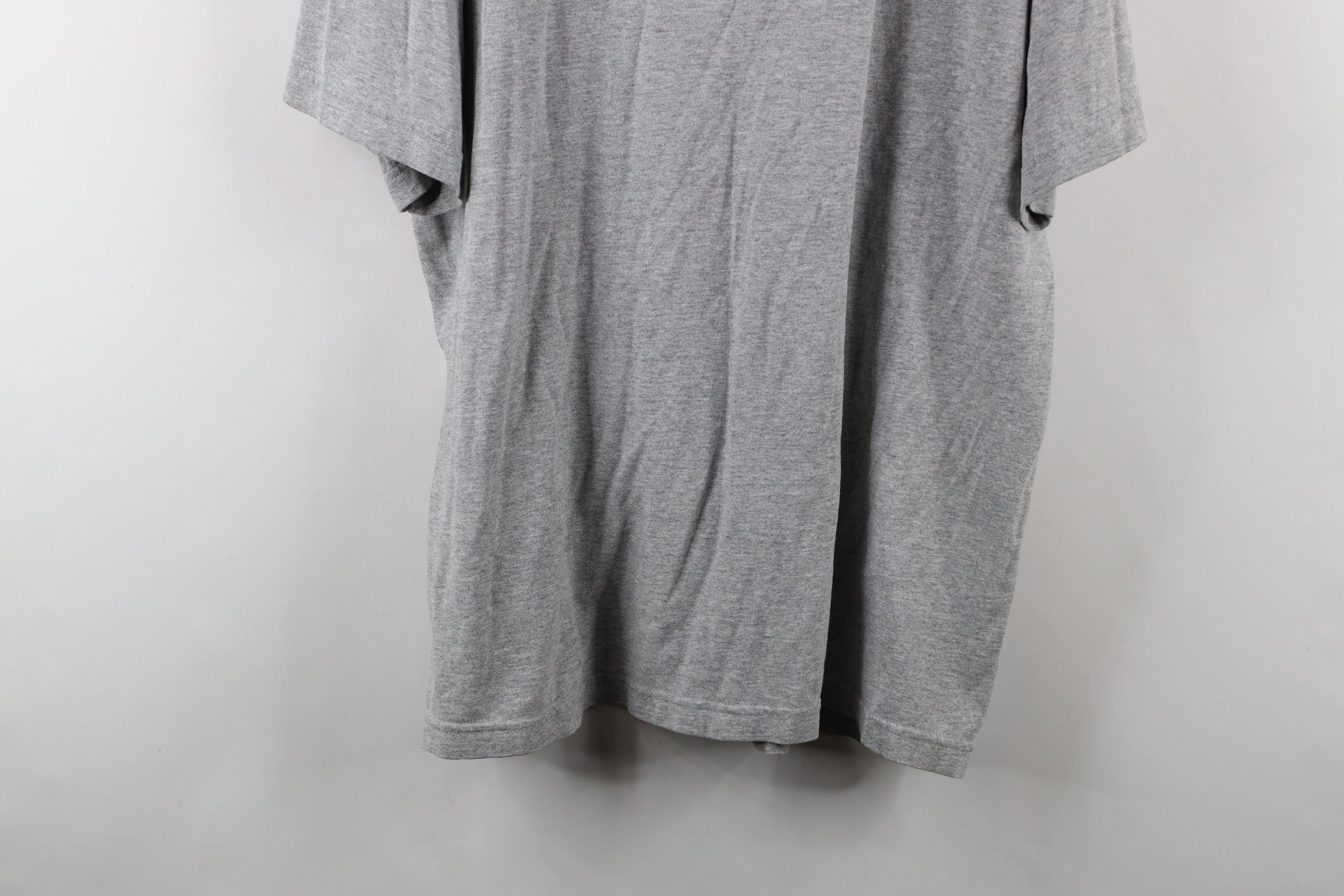Fila × Vintage Vintage 90s Fila Spell Center Logo T-Shirt Heather Gray USA Size US XL / EU 56 / 4 - 13 Thumbnail