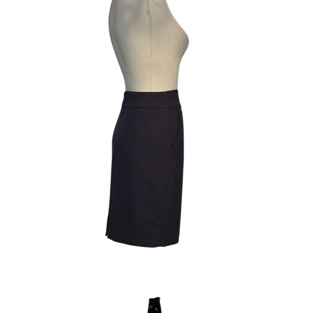 Express Express blue red geometrical print pencil skirt size 4 Size 27" / US 4 / IT 40 - 6 Thumbnail
