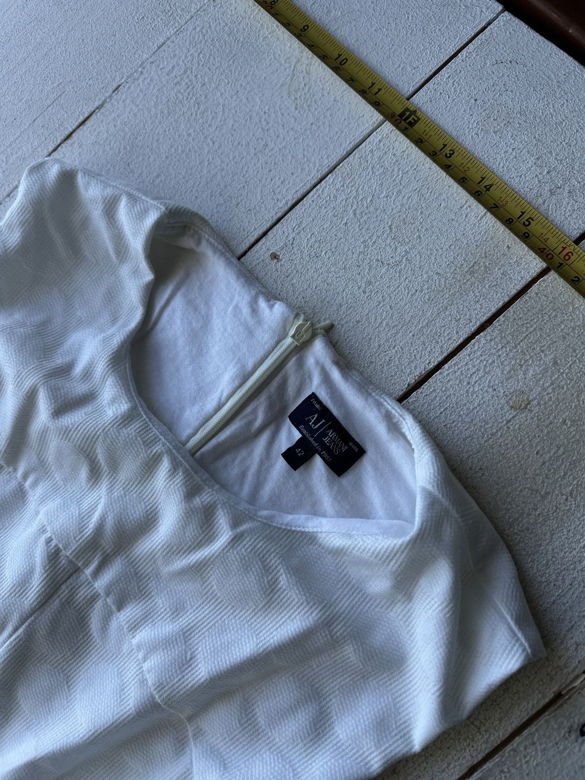 Armani ARMANI JEANS 🚨 WHITE DRESS LUXURY OLD MONEY WOMEN Size M / US 6-8 / IT 42-44 - 3 Thumbnail