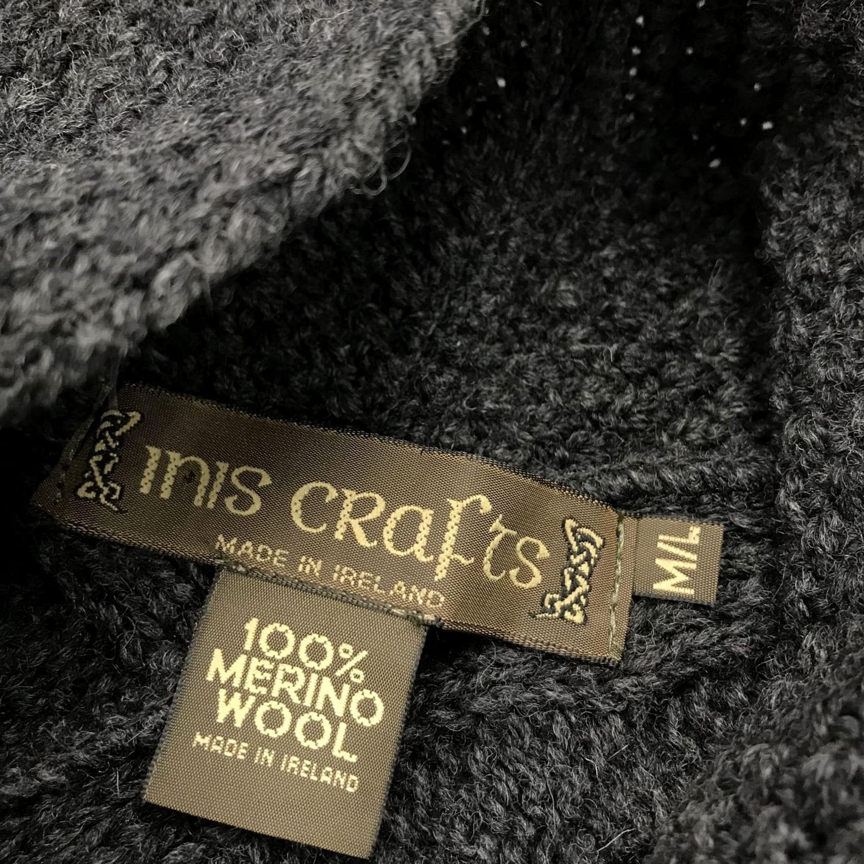 Vintage VINTAGE Inis Crafts Sweater Womens M L Gray Cable Knit Poncho Wool Ireland Size M / US 6-8 / IT 42-44 - 7 Thumbnail