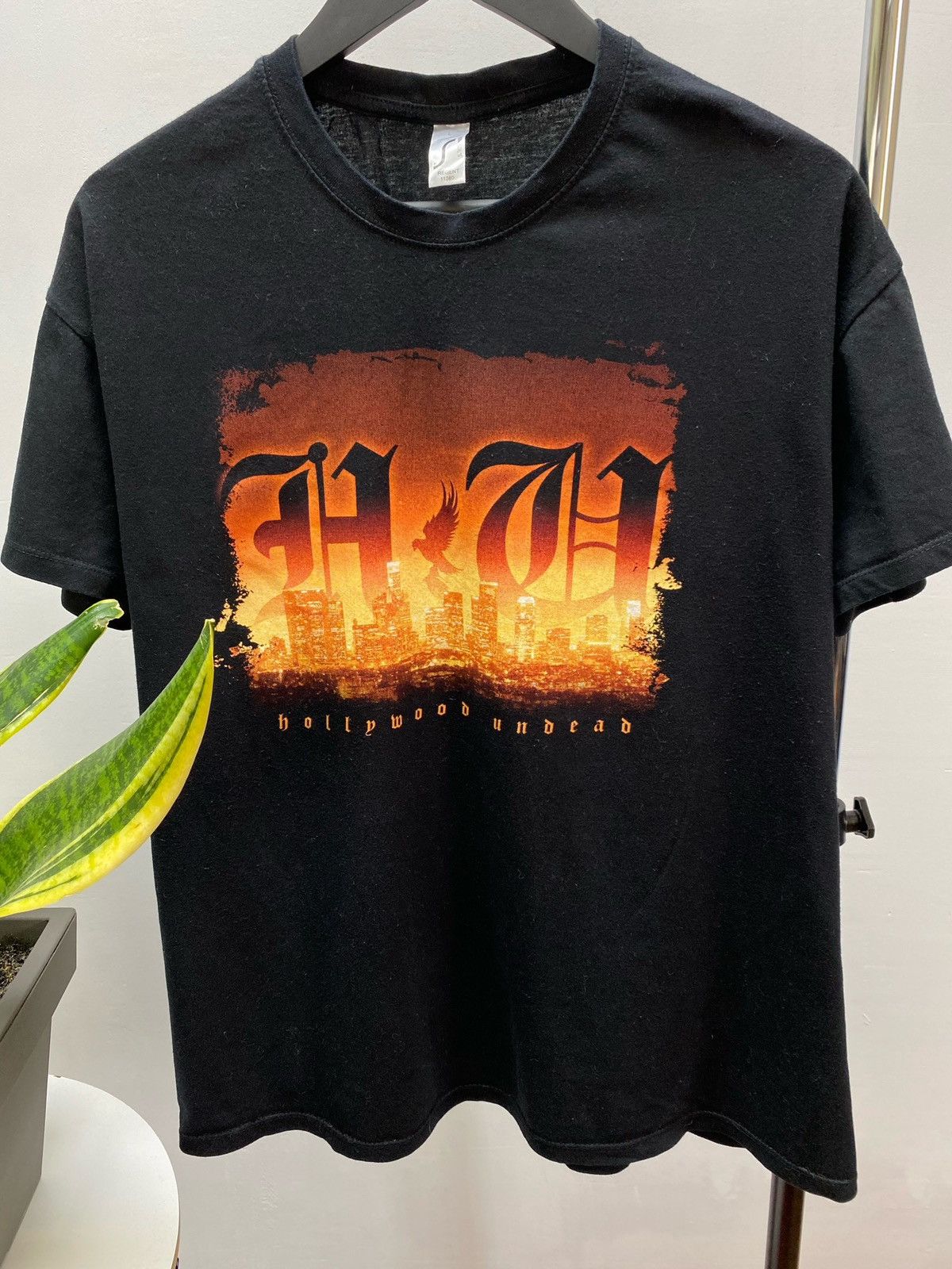 Band Tees × Vintage VINTAGE Y2K HOLLYWOOD UNDEAD TEE Size US L / EU 52-54 / 3 - 5 Thumbnail