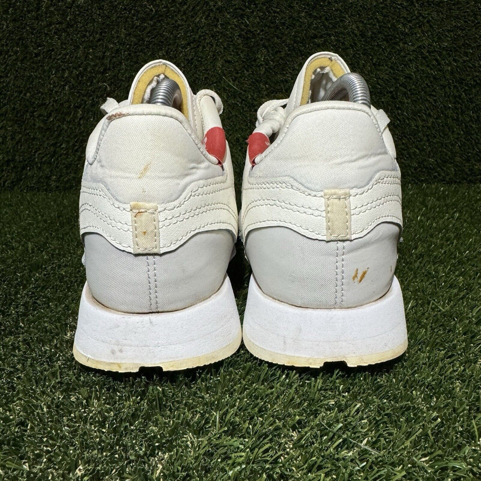 Reebok Size 8.5 - Reebok Classic Leather Chalk Cold Grey Size US 7.5 / EU 40-41 - 4 Thumbnail