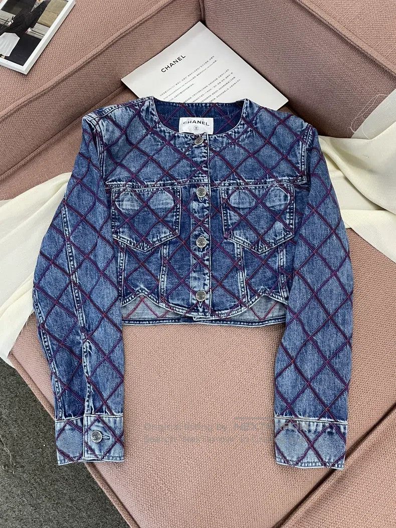 Chanel Chanel 22M Limited Coco Beach Blue Diamond Denim Jacket Size XS / US 0-2 / IT 36-38 - 1 Thumbnail