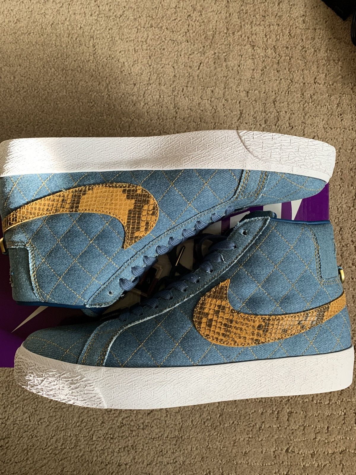 Nike SB Zoom Blazer Mid QS Supreme Denim DX8421-400 sz 8.5