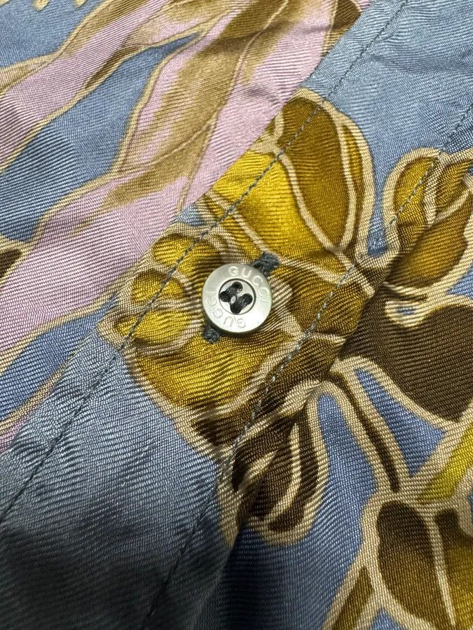 Gucci SS2001 Gucci by Tom Ford Blue Floral Silk Button Up Long Sleeve Shirt Size US L / EU 52-54 / 3 - 7 Thumbnail