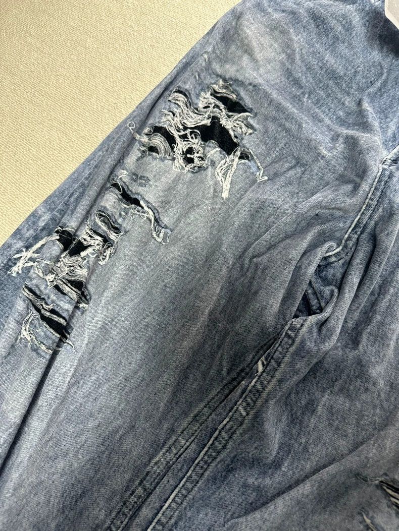Balenciaga Balenciaga size M Ice Blue 3D Print Destruction Jeans Print Size US 27 - 5 Thumbnail