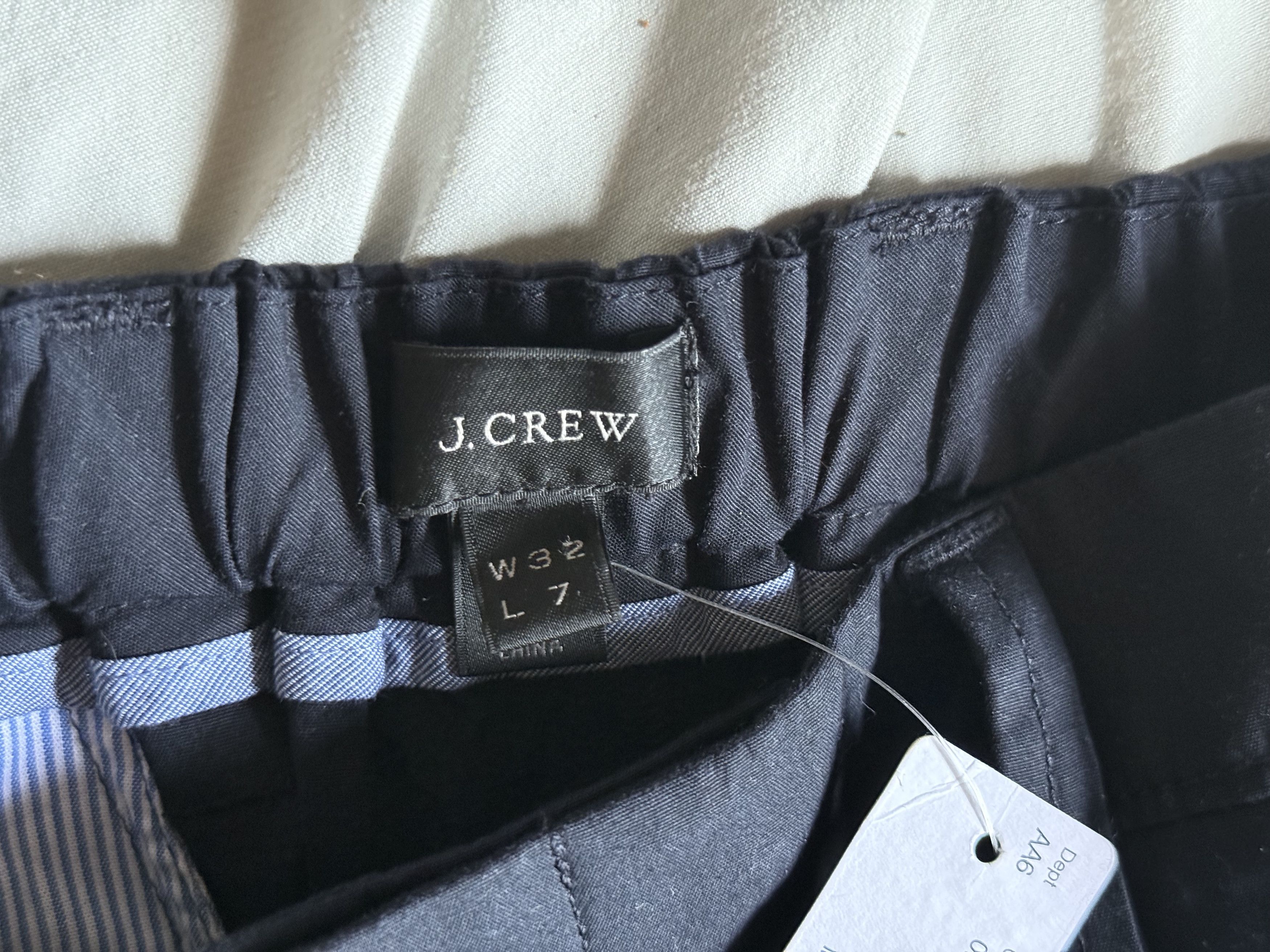 J.Crew J. Crew 7" slim ludlow shorts navy size 32 $79.50 Size US 32 / EU 48 - 3 Thumbnail