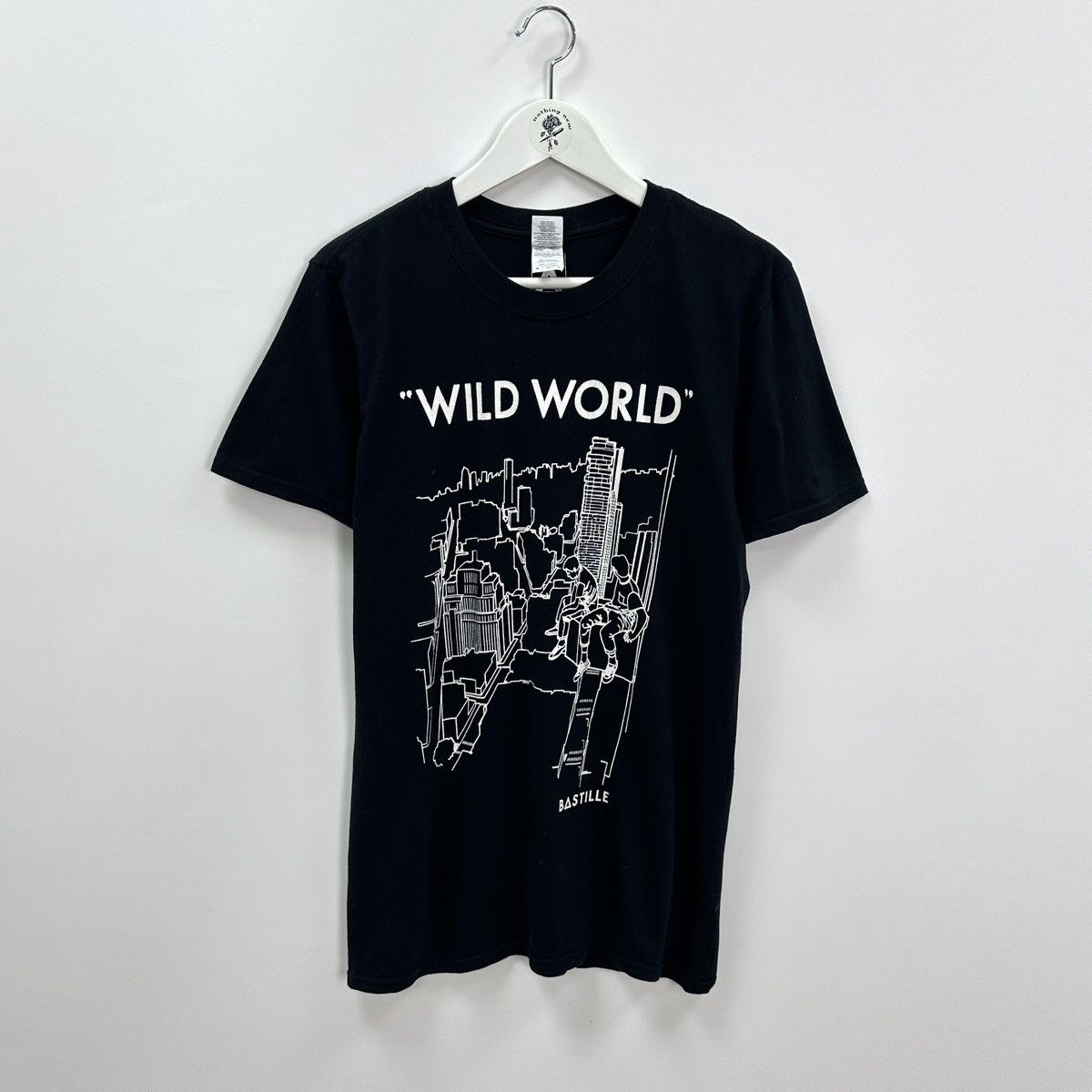 Band Tees Vintage 00s Bastille Wild World Indie Pop band promo tee y2k Size US M / EU 48-50 / 2 - 1 Thumbnail