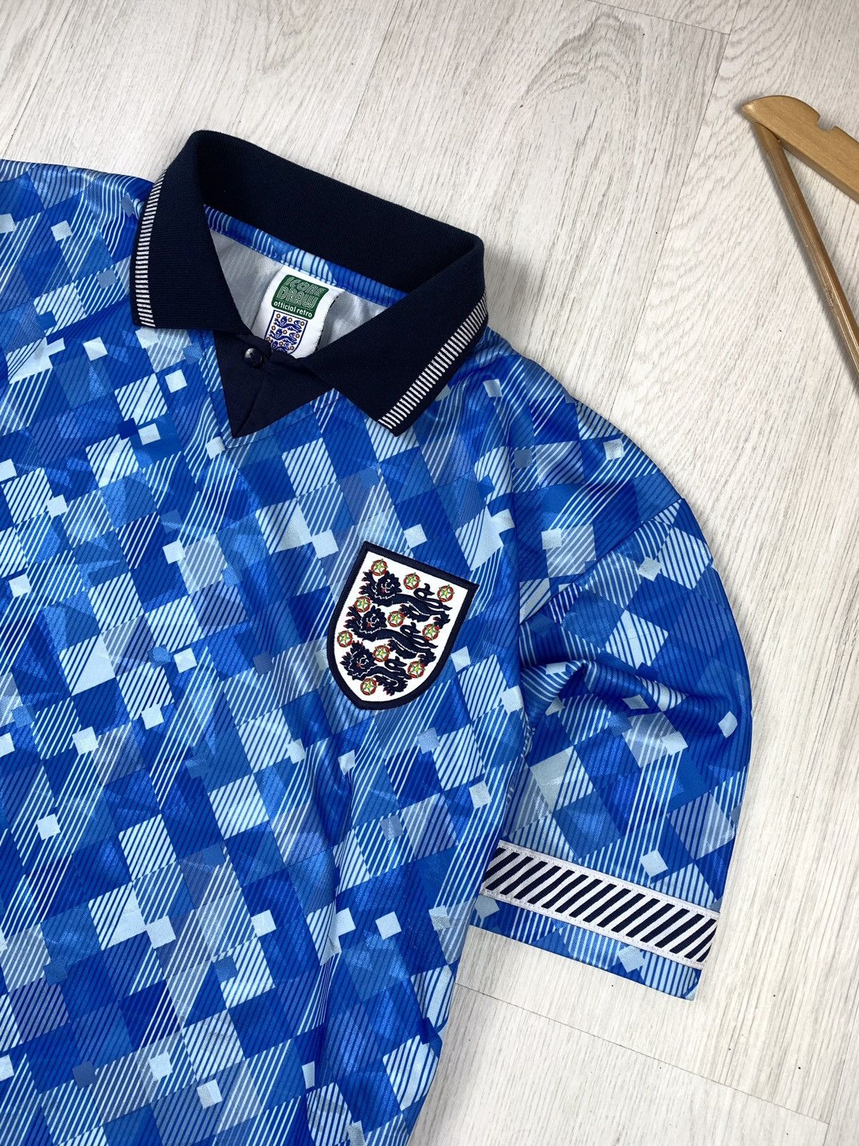 Other Score Draw England 1990-1992 Third Football Jersey Size S Size US S / EU 44-46 / 1 - 3 Thumbnail