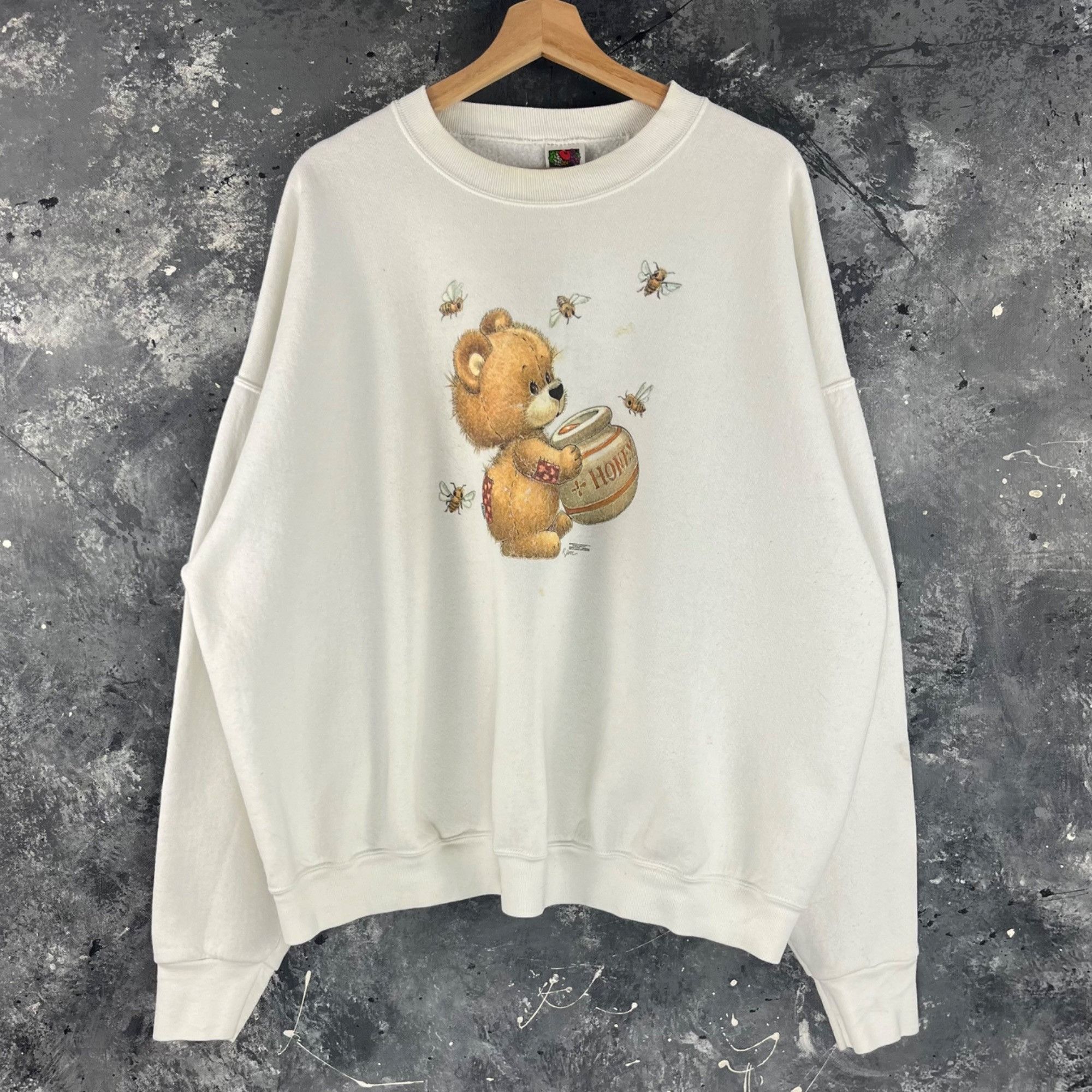 Vintage Vintage 90’s Honey Bear sweatshirt Size US XXL / EU 58 / 5 - 1 Thumbnail