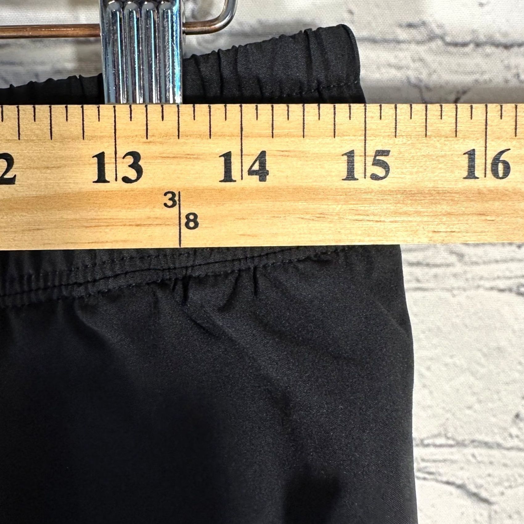 Rhone Rhone Mako Shorts Mens Medium Black Lined Athletic Training Gym Running 7 Inch Size US 31 - 4 Thumbnail