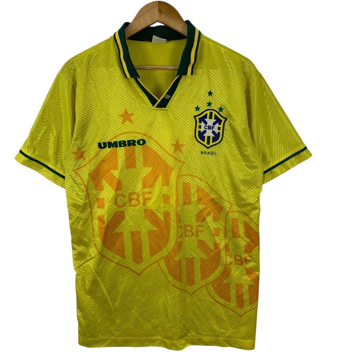 Umbro Vintage 1994 UMBRO BRAZIL FOOTBALL USA World Cup Jersey Tee Size US M / EU 48-50 / 2 - 5 Thumbnail