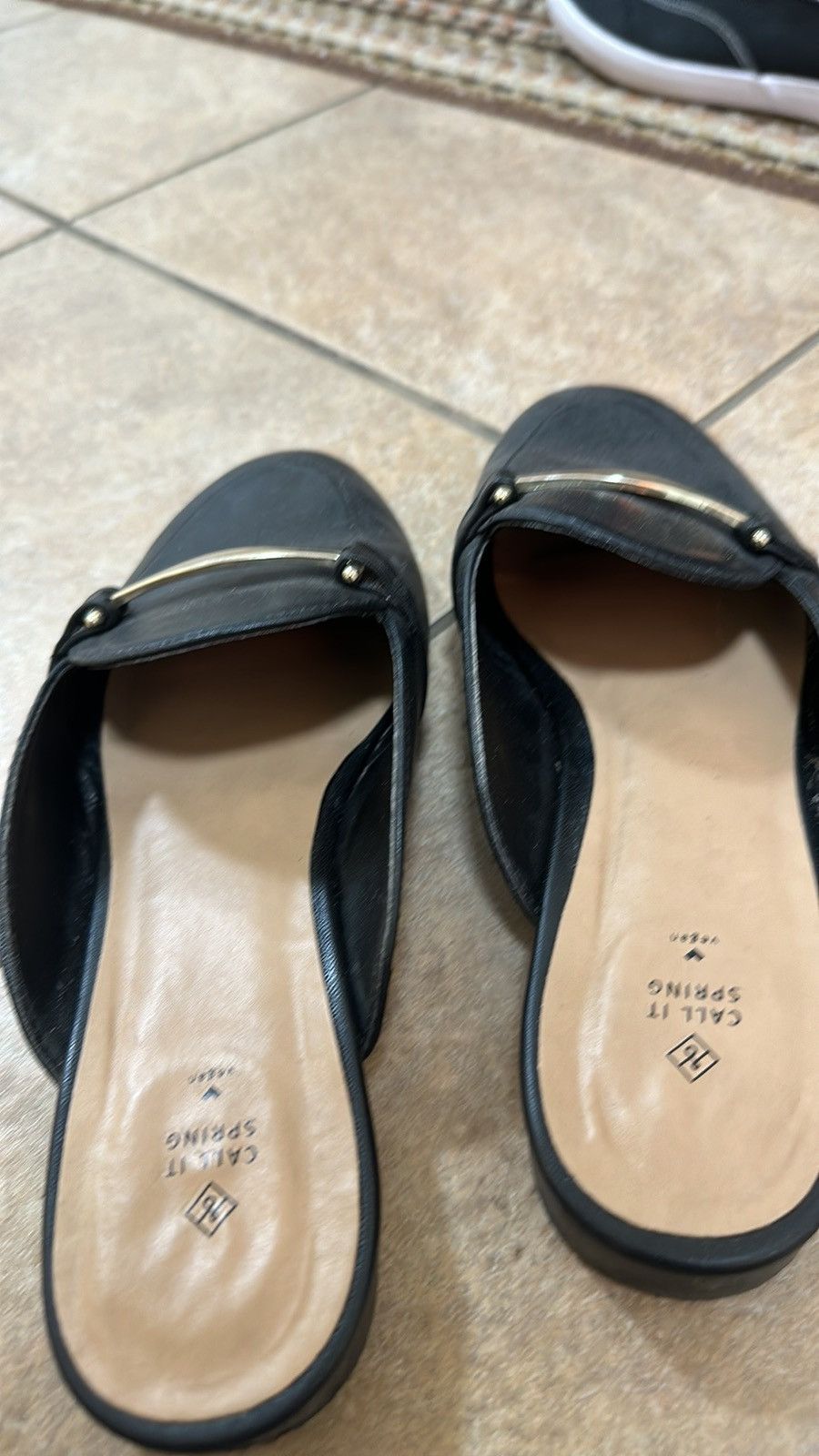 Call It Spring Call it Spring, black sandals size 7 Size US 7 / IT 37 - 2 Thumbnail