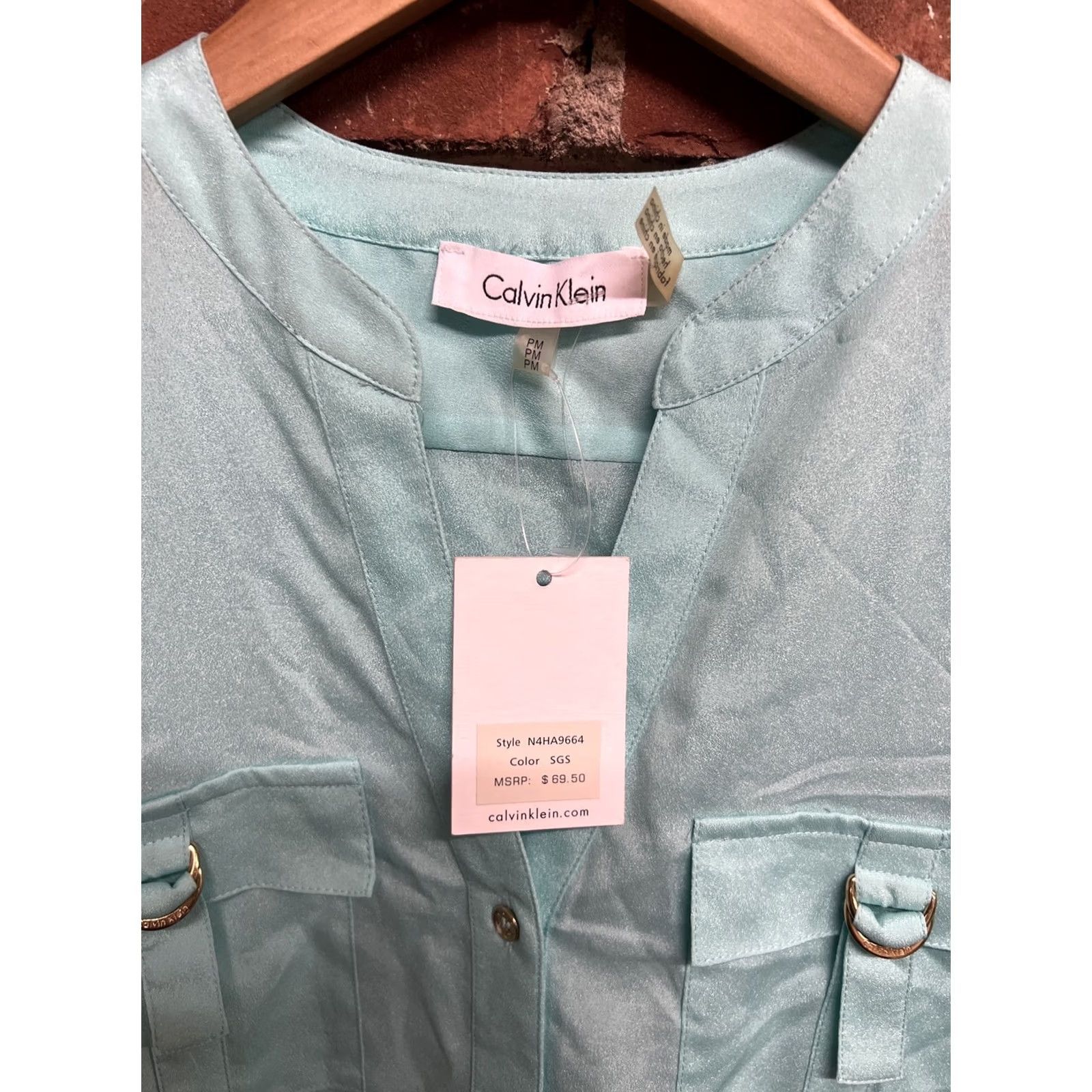 Calvin Klein Calvin Klein Women's Petite Medium NWT Green Button Up Shirt Long Sleeve Mock Turtleneck Casual Solid Polyester Lightweight Regular Logo Size M / US 6-8 / IT 42-44 - 3 Thumbnail