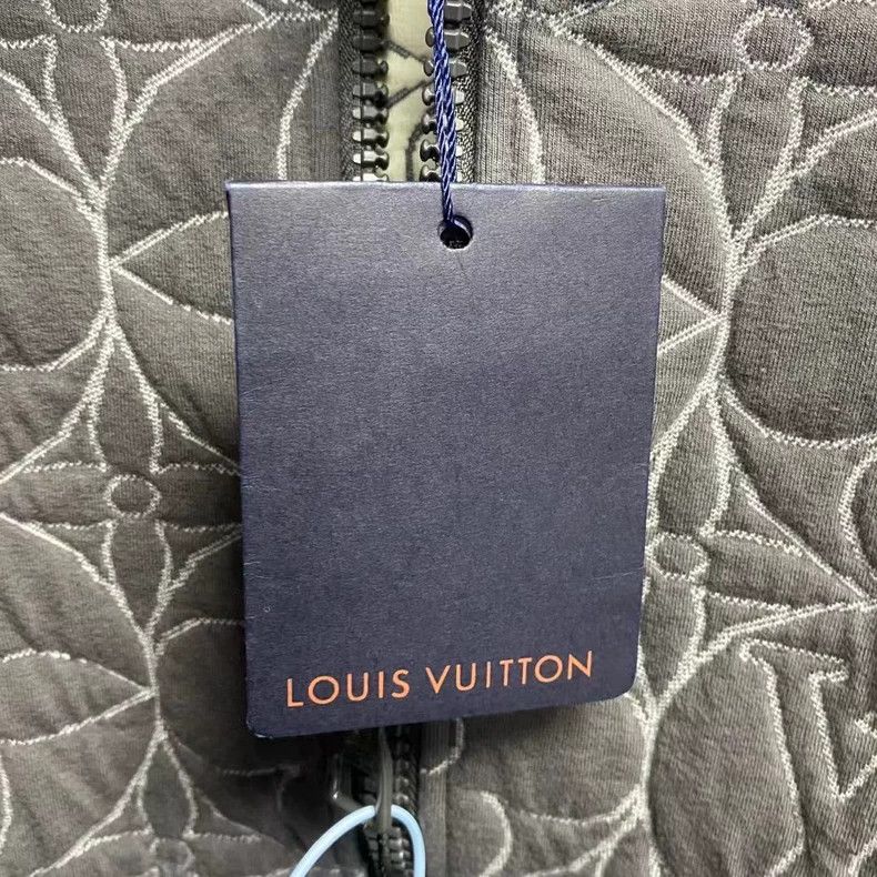 Louis Vuitton Louis Vuitton Cotton jacket with black presbyopic stitchin Size US M / EU 48-50 / 2 - 5 Thumbnail