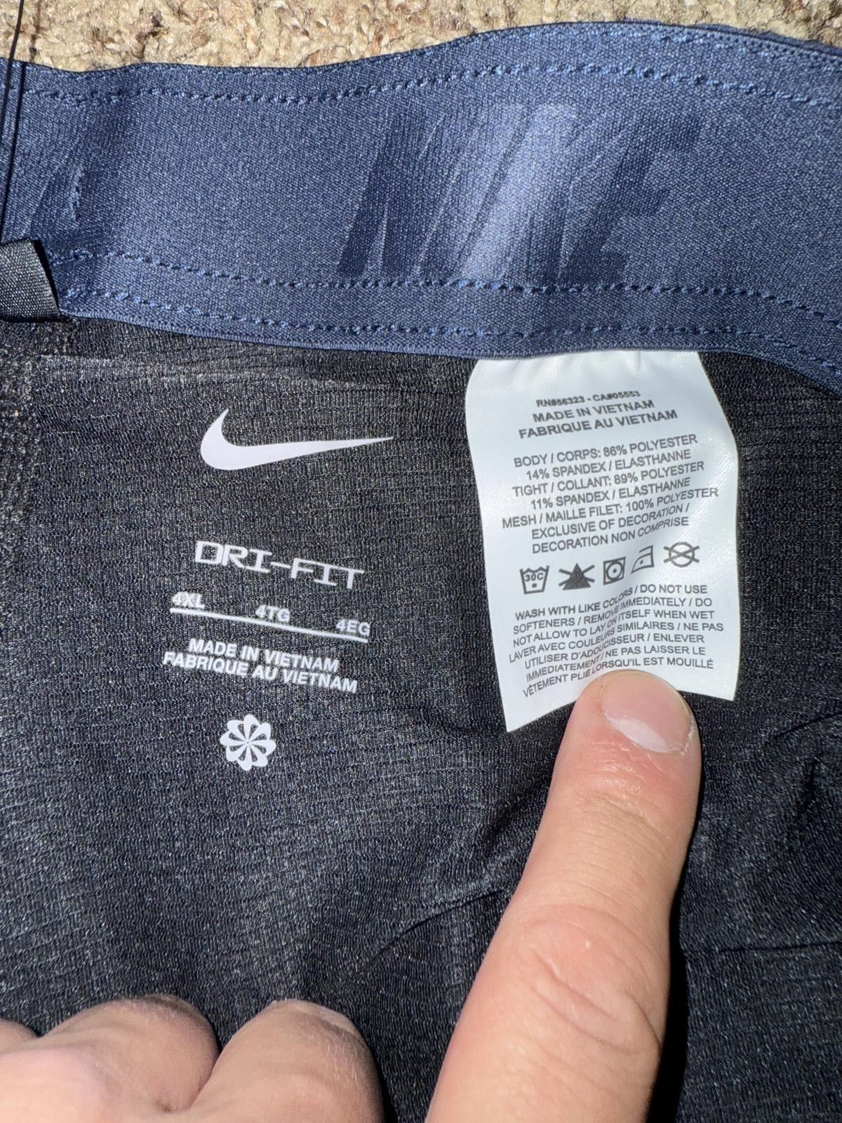 Nike Nike Mens Dri-Fit Unlimited 7IN 2IN1 Fitness Woven Shorts Size US 44 / EU 60 - 9 Thumbnail