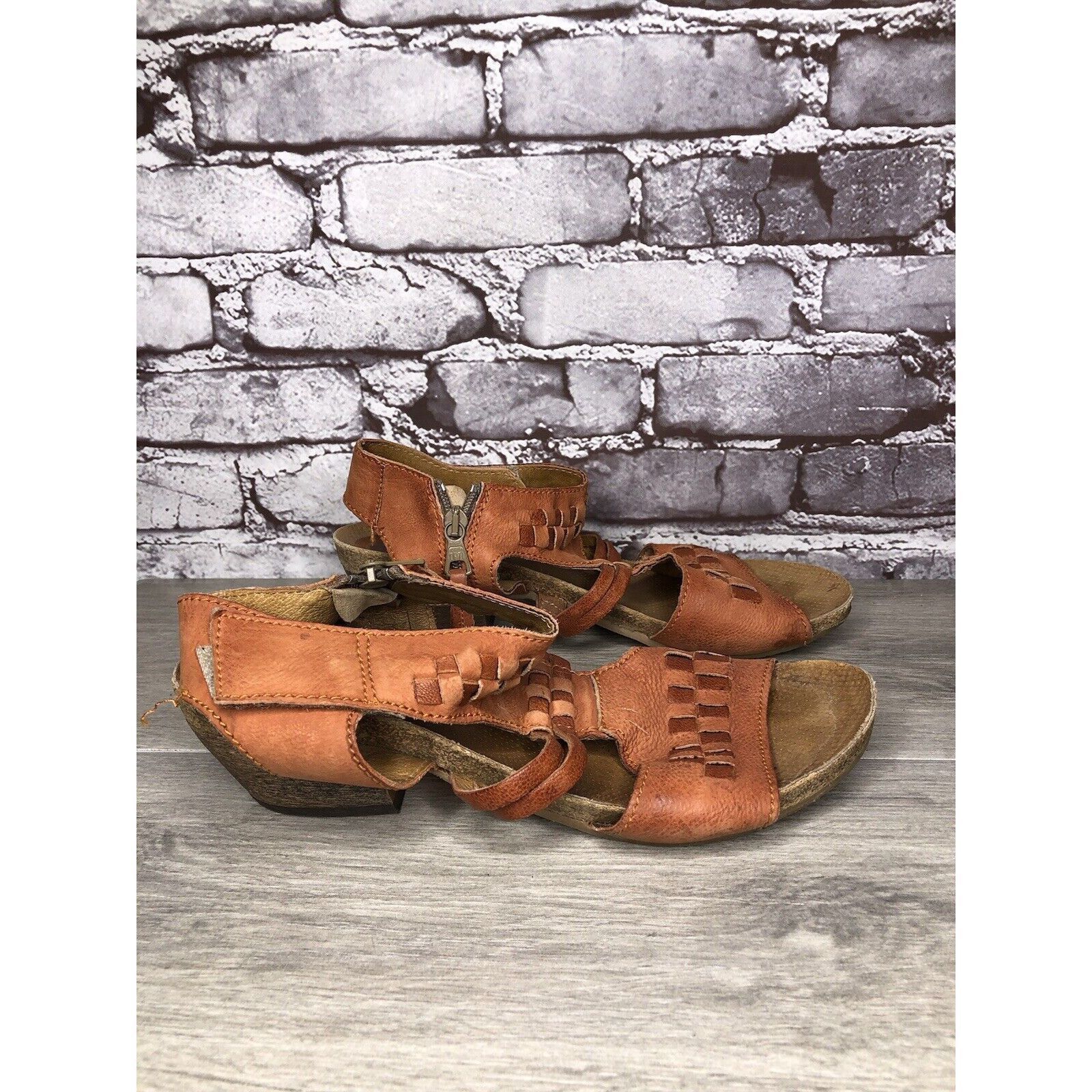 Other Miz Mooz Orange Leather Side Zipper Strap Heeled Sandals Wom Size US 10.5 / IT 40.5 - 18 Thumbnail