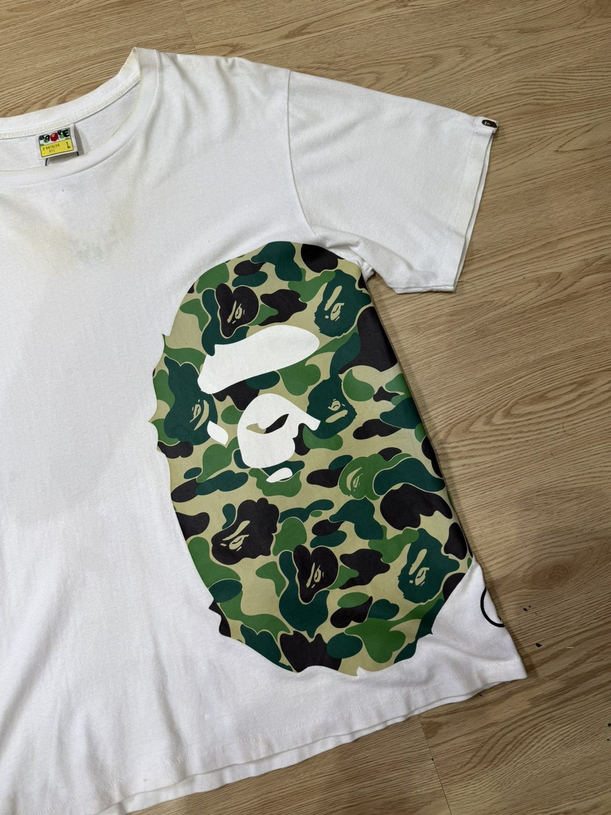 Bape BAPE A BATHING APE TSHIRT Size US L / EU 52-54 / 3 - 2 Thumbnail