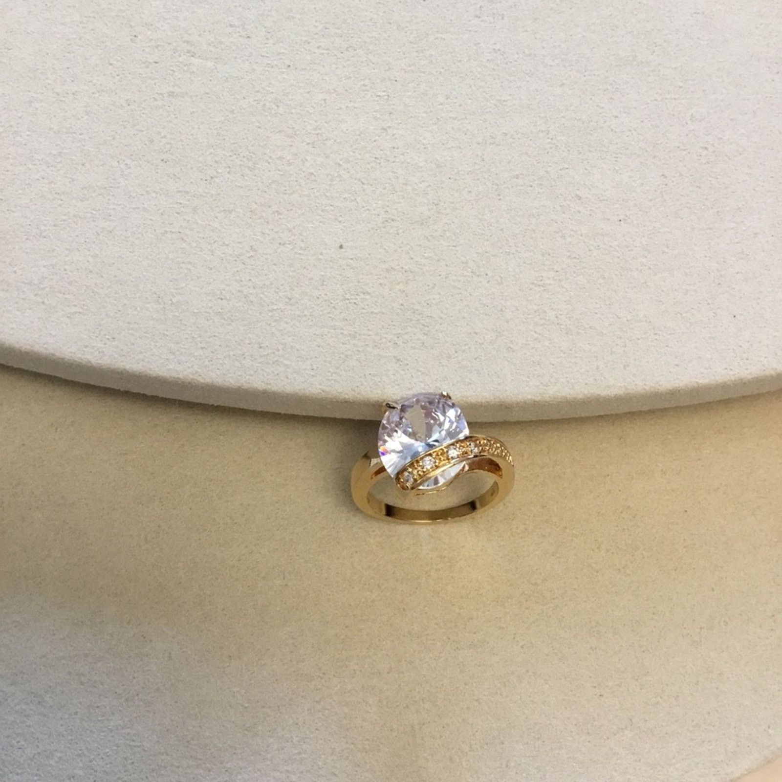 Other Gold Oval Stone Wrapped Ring Size ONE SIZE - 3 Thumbnail
