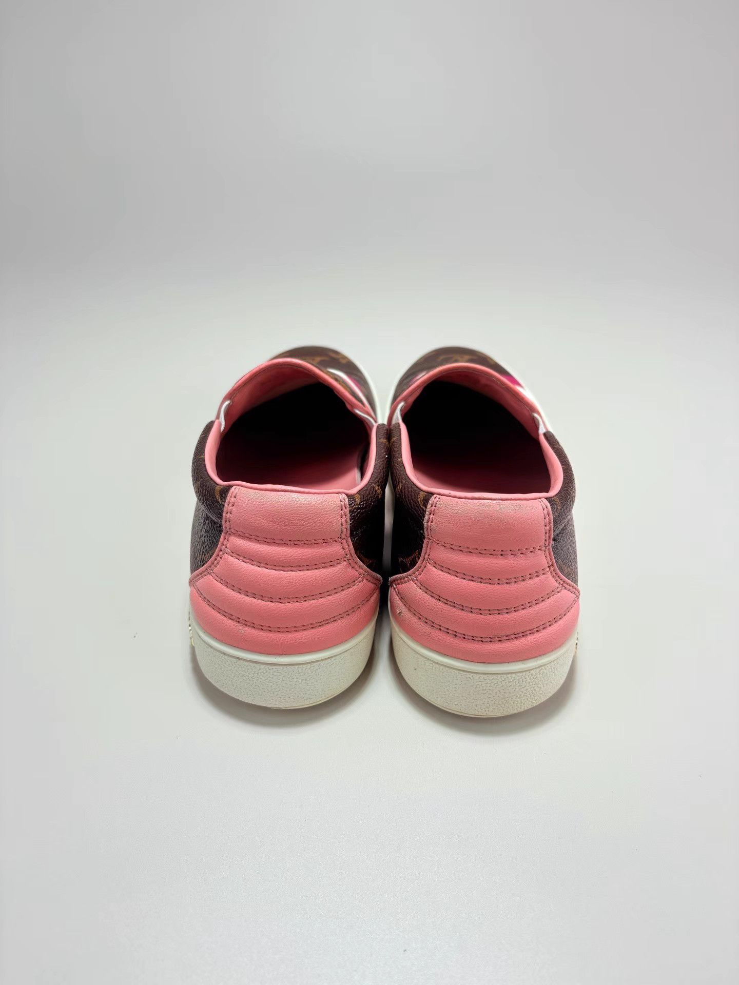 Louis Vuitton LOUIS VUITTON Monogram Logo Slip-On Sneakers K1 Size US 6.5 / IT 36.5 - 3 Thumbnail