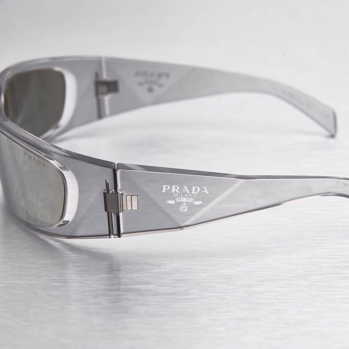 Prada PRADA 0PR A19S 12R2B0 SUNGLASSES Size ONE SIZE - 3 Thumbnail