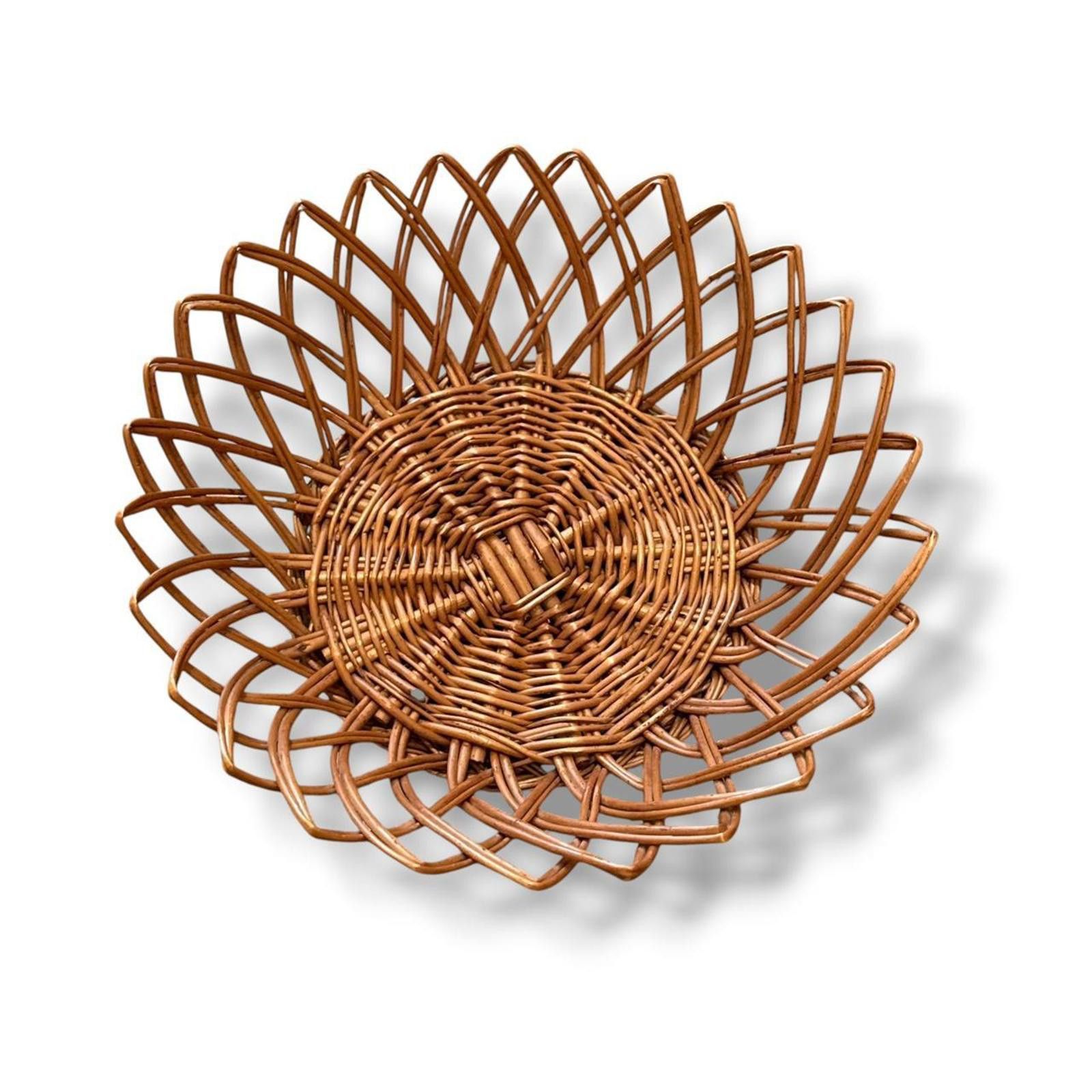 Other Vintage Woven Pointed End Wicker Basket Size ONE SIZE - 1 Thumbnail