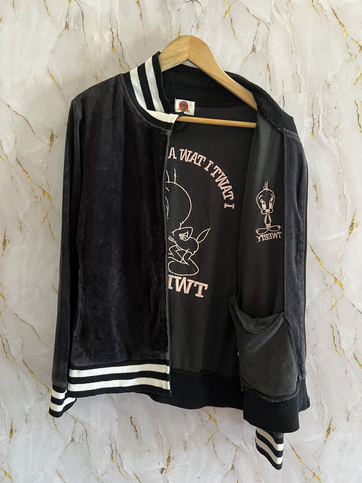 Vintage VINTAGE LOONEY TONES SWEATER Size US L / EU 52-54 / 3 - 3 Thumbnail