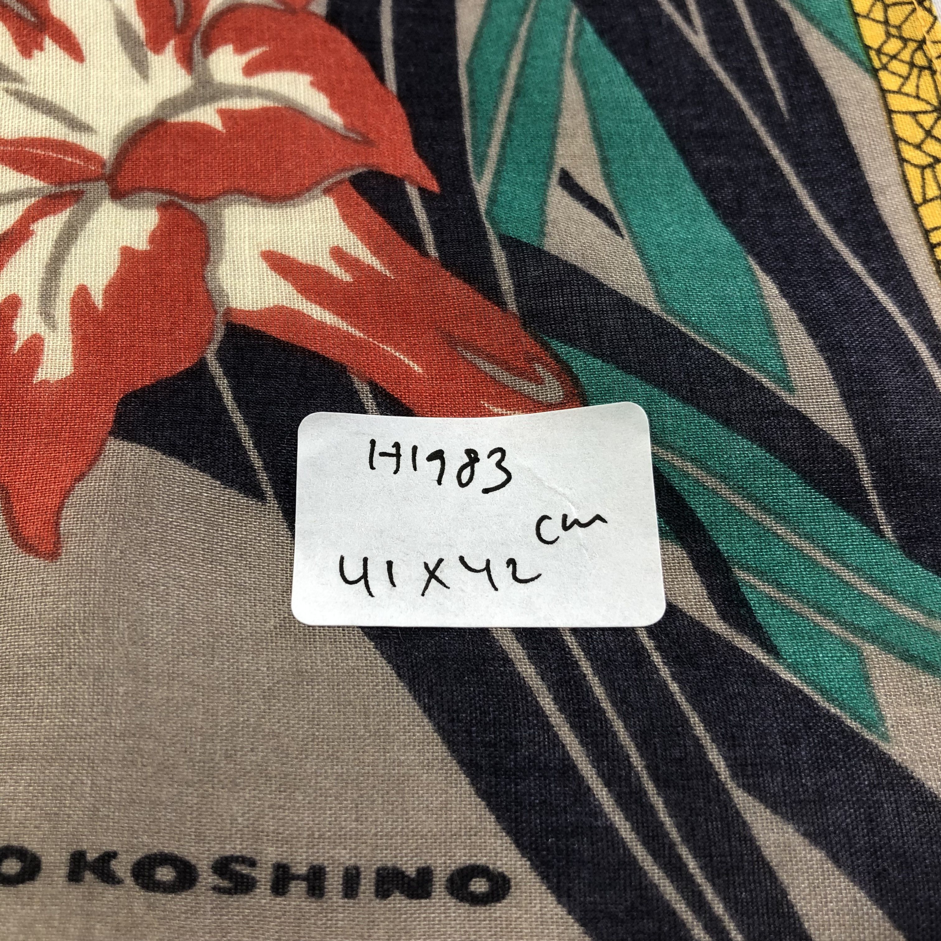 Mr. Junko Junko Koshino Handkerchief Neckerchief Bandana H1983 Size ONE SIZE - 6 Thumbnail