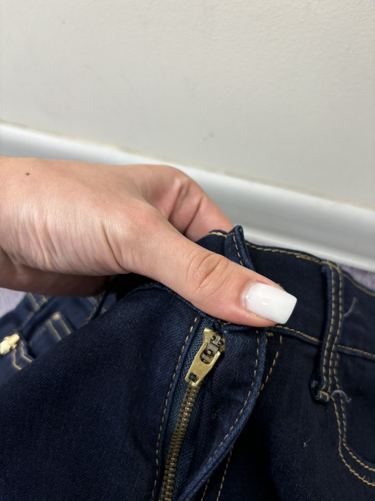 Cavalli Class Roberto Cavalli Class Women’s Rhinestones Navy Denim Jeans Size 26" / US 2 / IT 38 - 12 Thumbnail