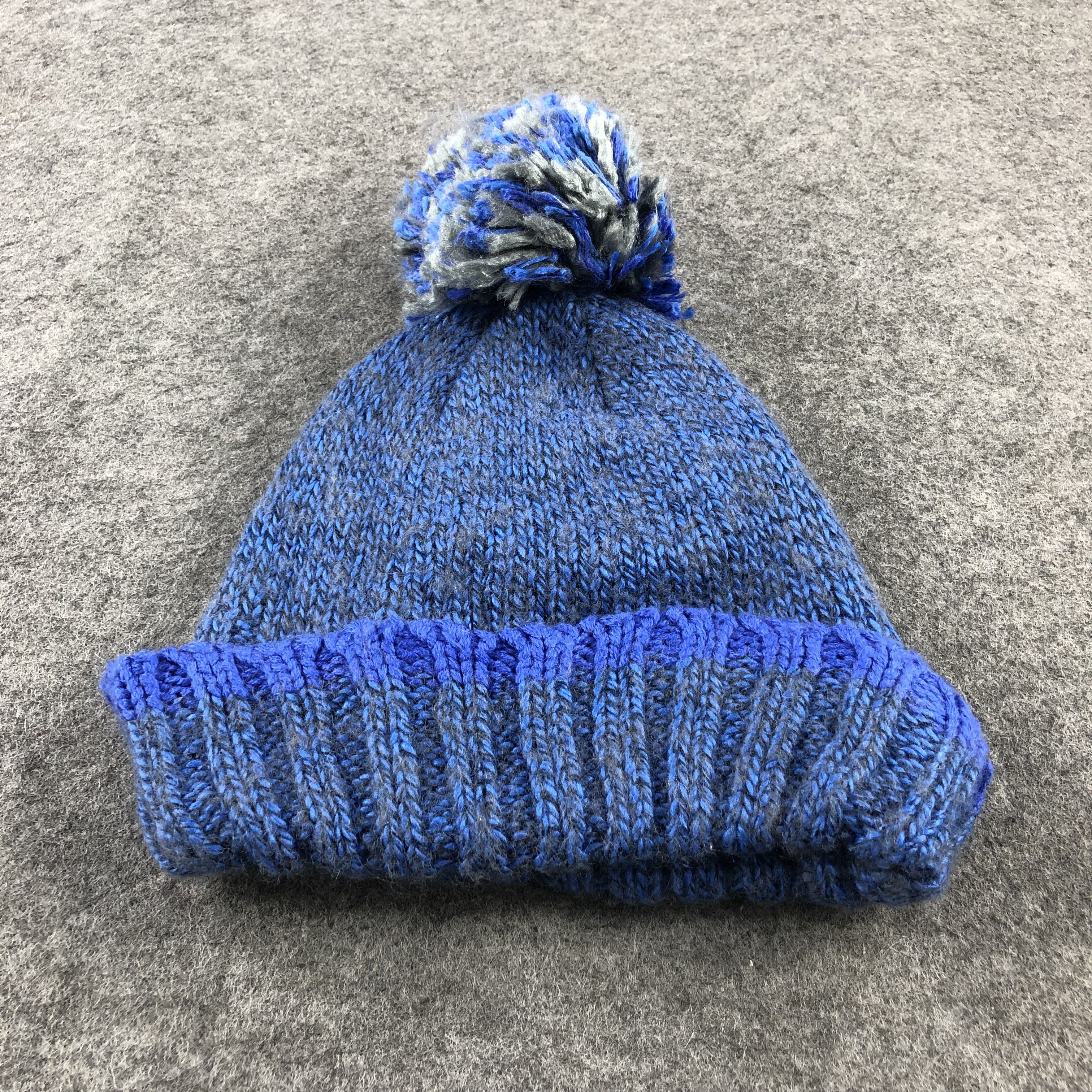 Vintage Unknown Blue Bobble Beanie Snowcap Snow Hat B408 Size ONE SIZE - 4 Thumbnail