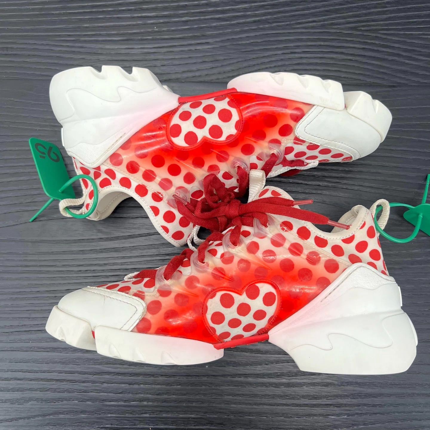 Dior DIOR D-Connect white and red spotted 36.5 Size US 6 / IT 36 - 2 Thumbnail