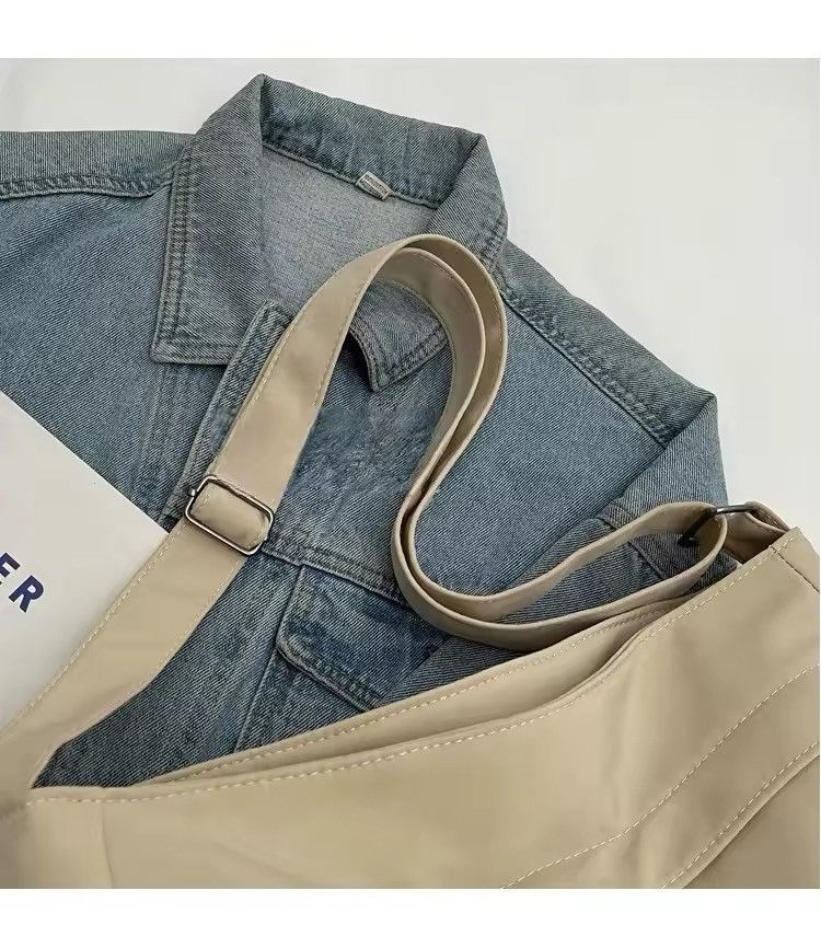 Japanese Brand Casual Nylon Hobos Crossbody Bags Size ONE SIZE - 4 Thumbnail