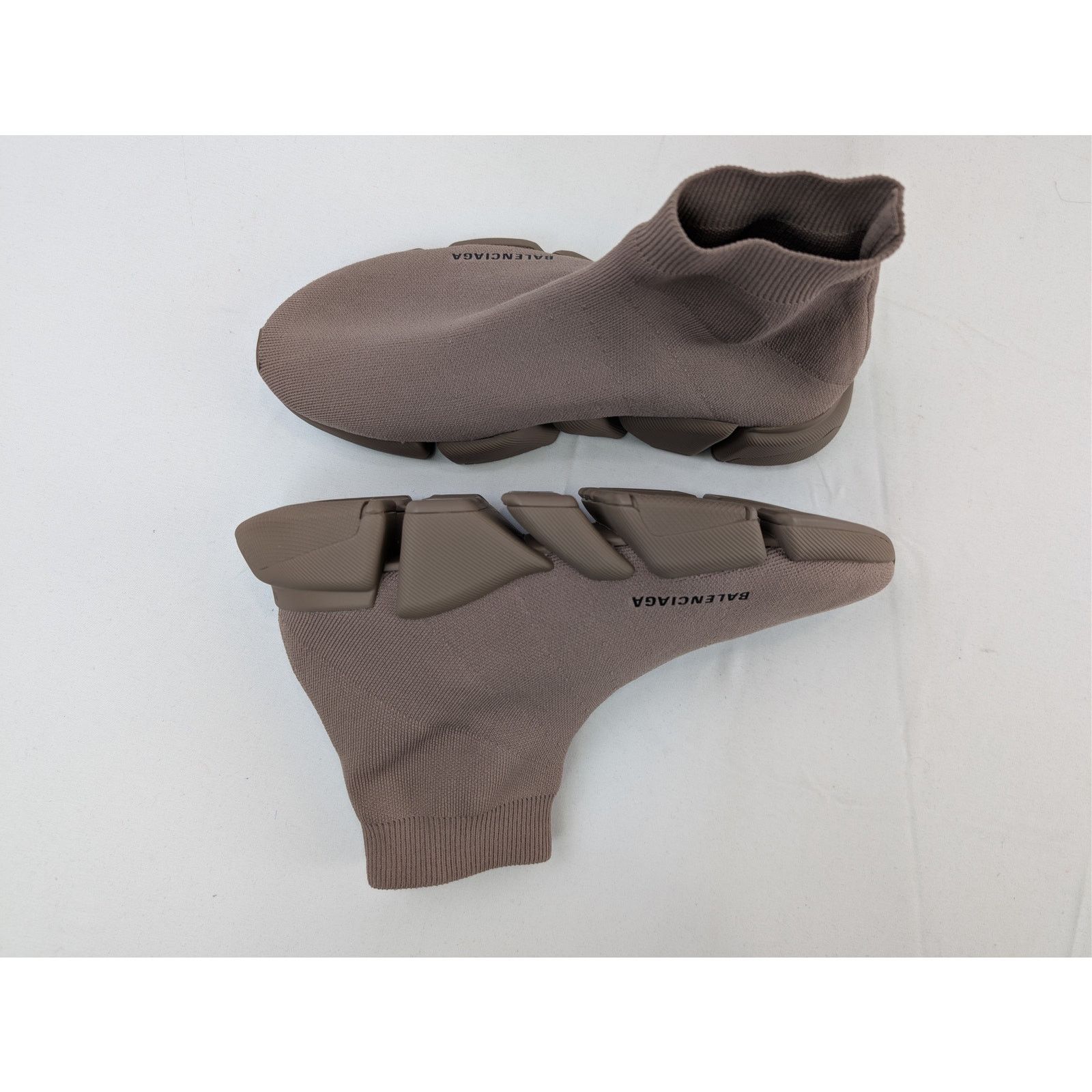 Balenciaga o1rshd1 Q:3 / Speed 2.0 Recycled Low-Top Sneakers Mink Grey Size US 9 / EU 42 - 2 Thumbnail