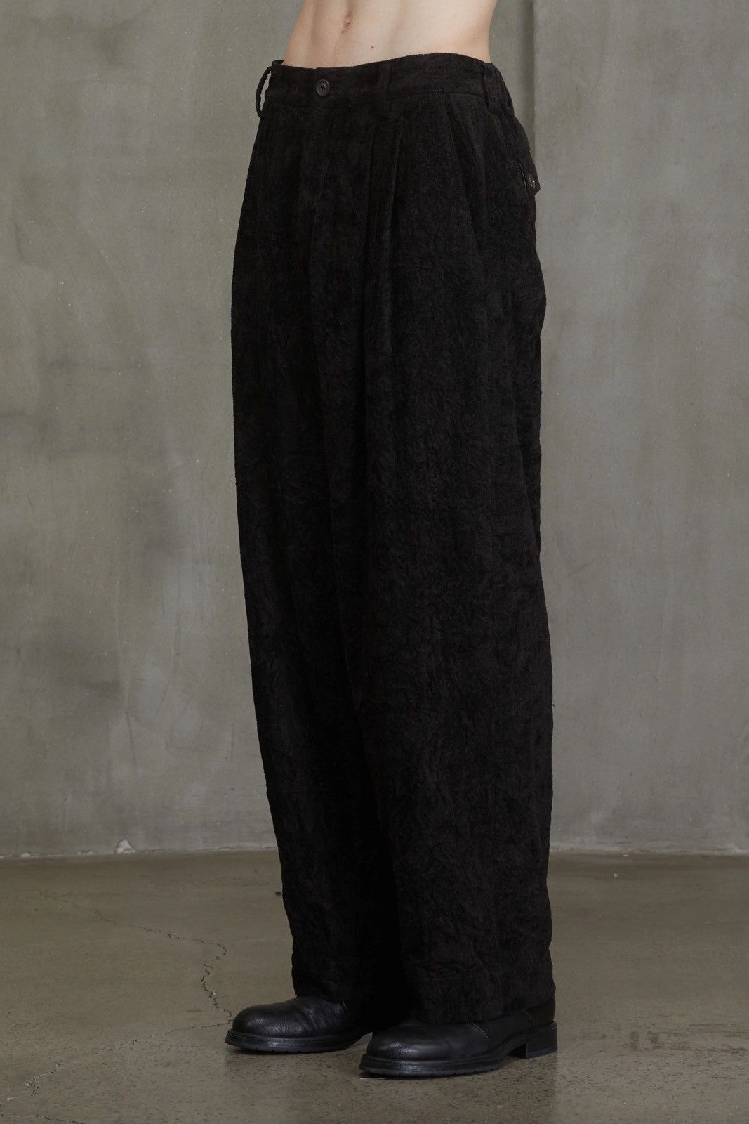 Ziggy Chen Velvet Brown Front Pleated Trousers Size US 29 - 6 Thumbnail