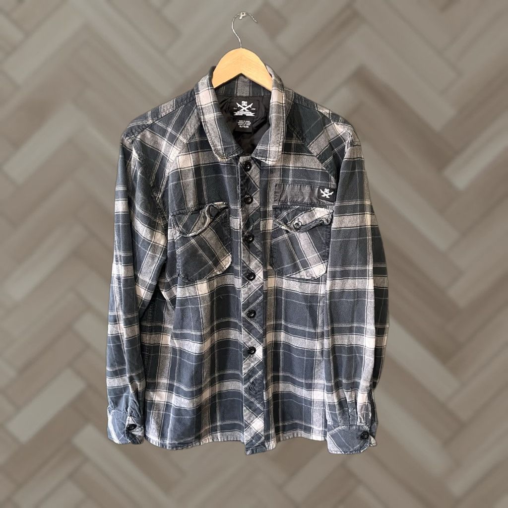 Doublet Y2K DC Plaid Button-Up Flannel Shirt XL Gray Mens Long Sleeve Pockets Vintage Responsible Size US XL / EU 56 / 4 - 1 Thumbnail