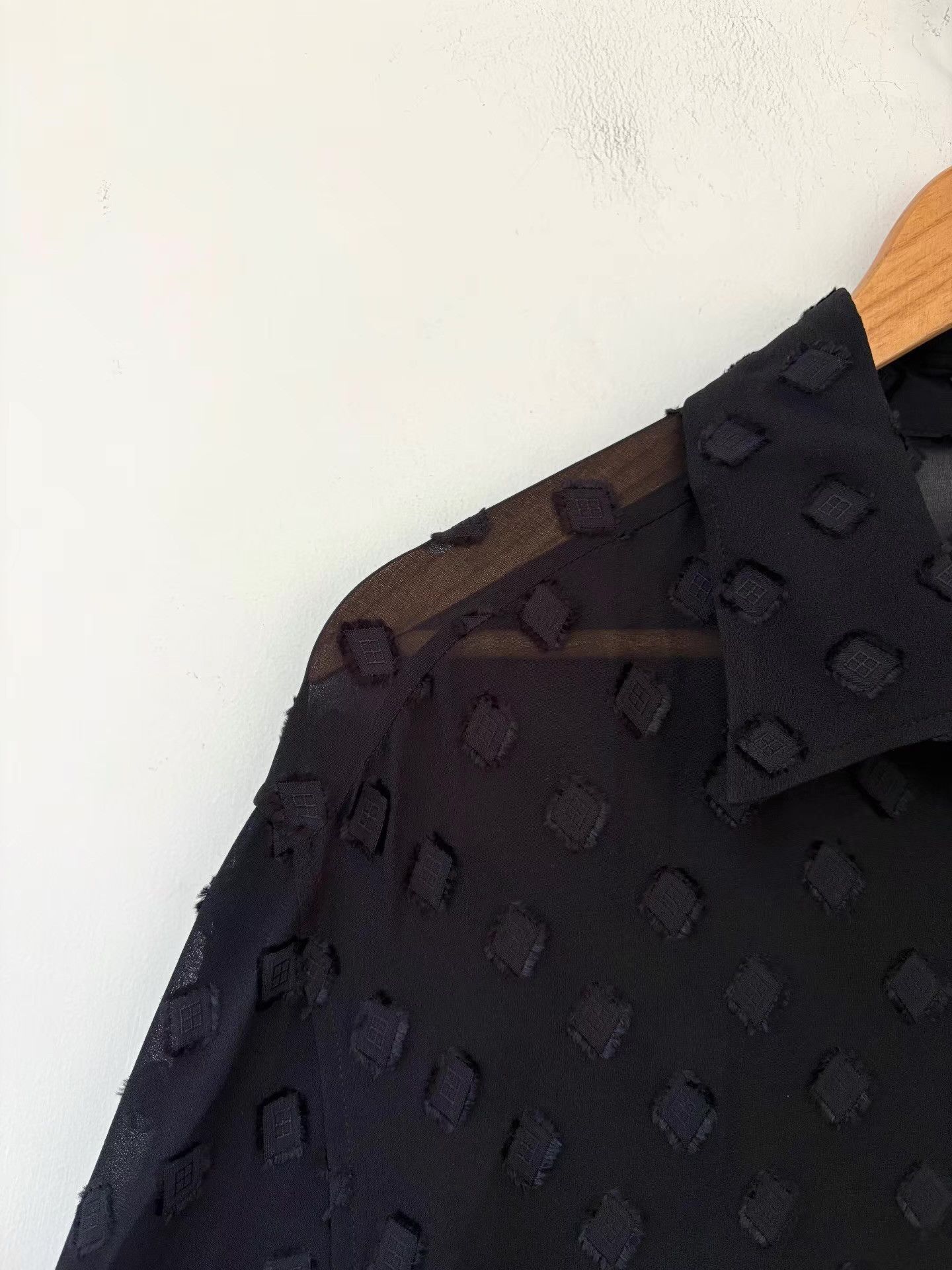 Ann Demeulemeester Black Diamond Pattern Long Sleeve Button-Up Shirt Size US M / EU 48-50 / 2 - 7 Thumbnail