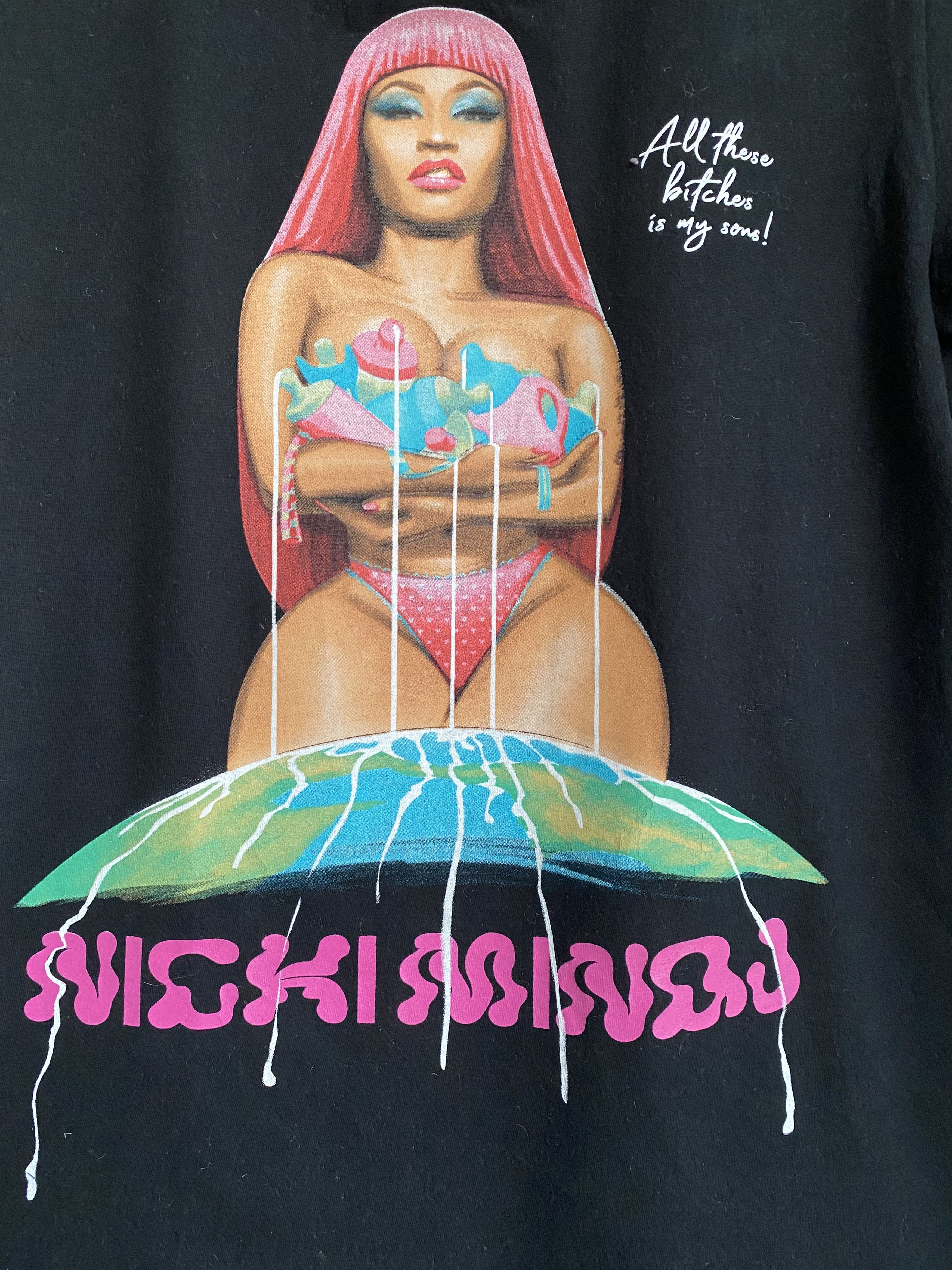 Rap Tees 2019 Niki Minaj World tour t-shirt Size US S / EU 44-46 / 1 - 5 Thumbnail