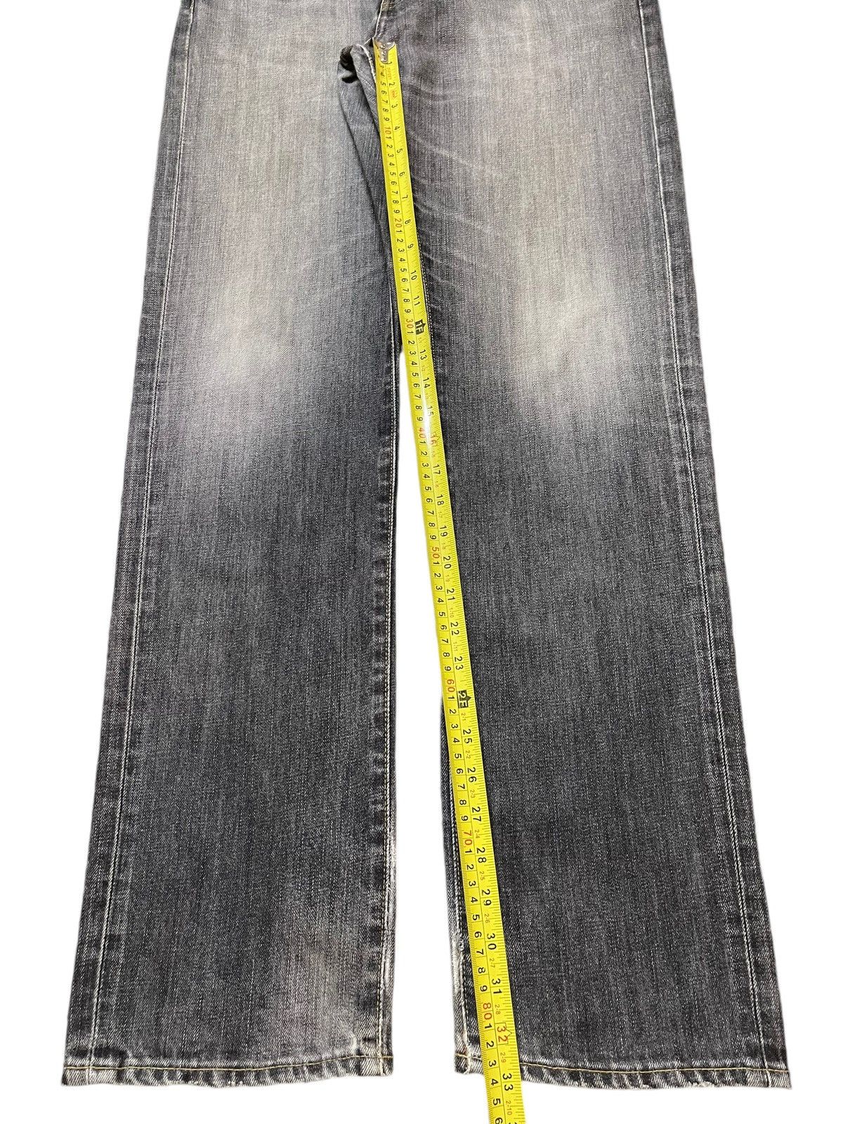 Uniqlo Vintage Y2K Japan Uniqlo Grey Faded Wash Style Straight Leg Size US 33 - 13 Thumbnail