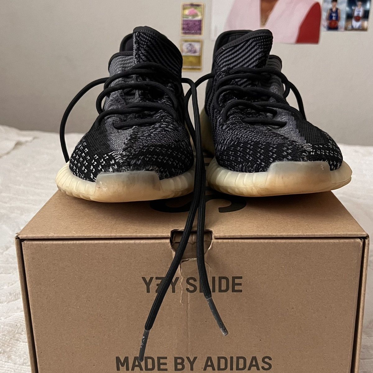 Adidas × Yeezy Yeezy Boost 350 V2 ‘Carbon’ Size US 11.5 / EU 44-45 - 4 Thumbnail