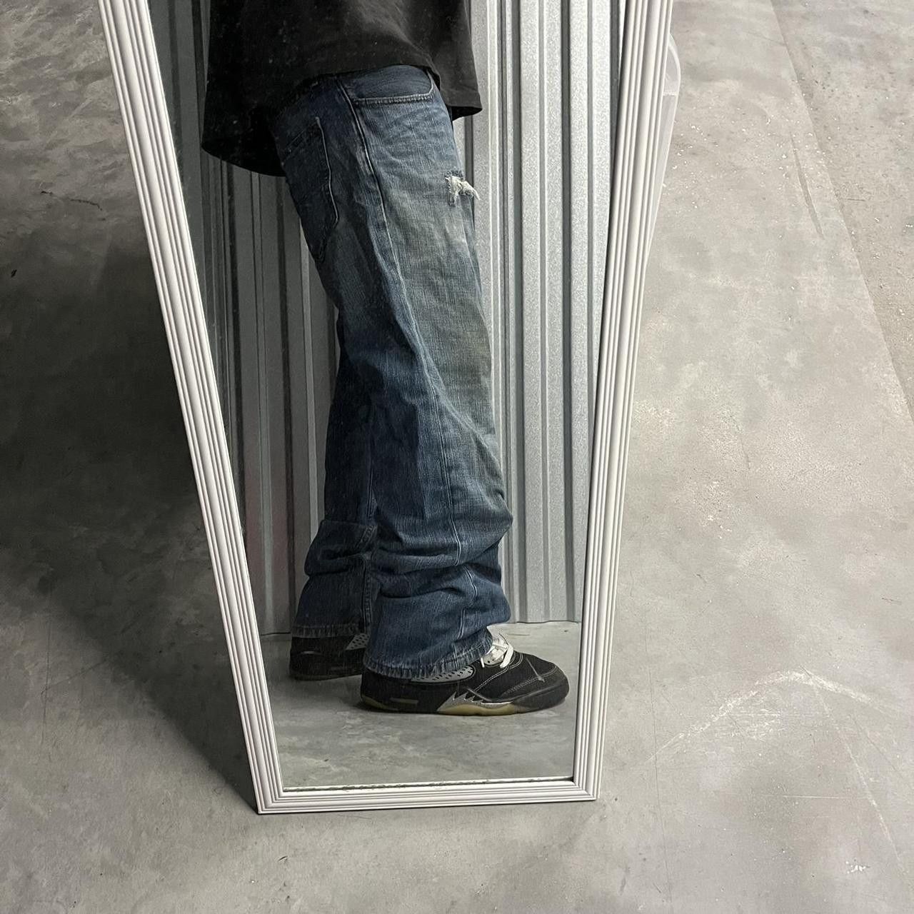 Levi's × Vintage Crazy Vintage Y2K/2000s Grunge Distressed Levi’s Dark Wash! Size US 33 - 2 Thumbnail