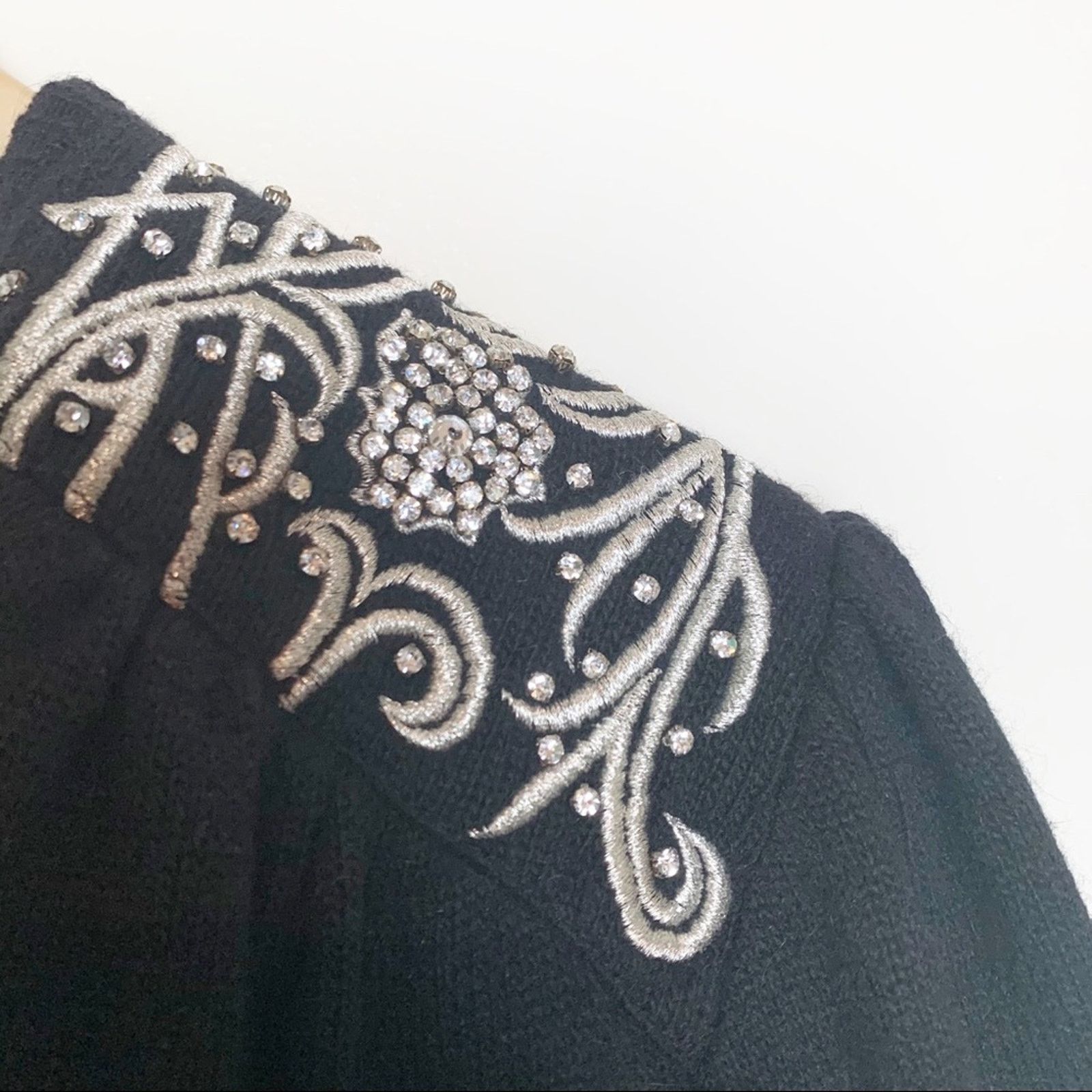 Vintage Vintage Black Angora Embellished Wrap Sweater Size Small Size S / US 4 / IT 40 - 4 Thumbnail