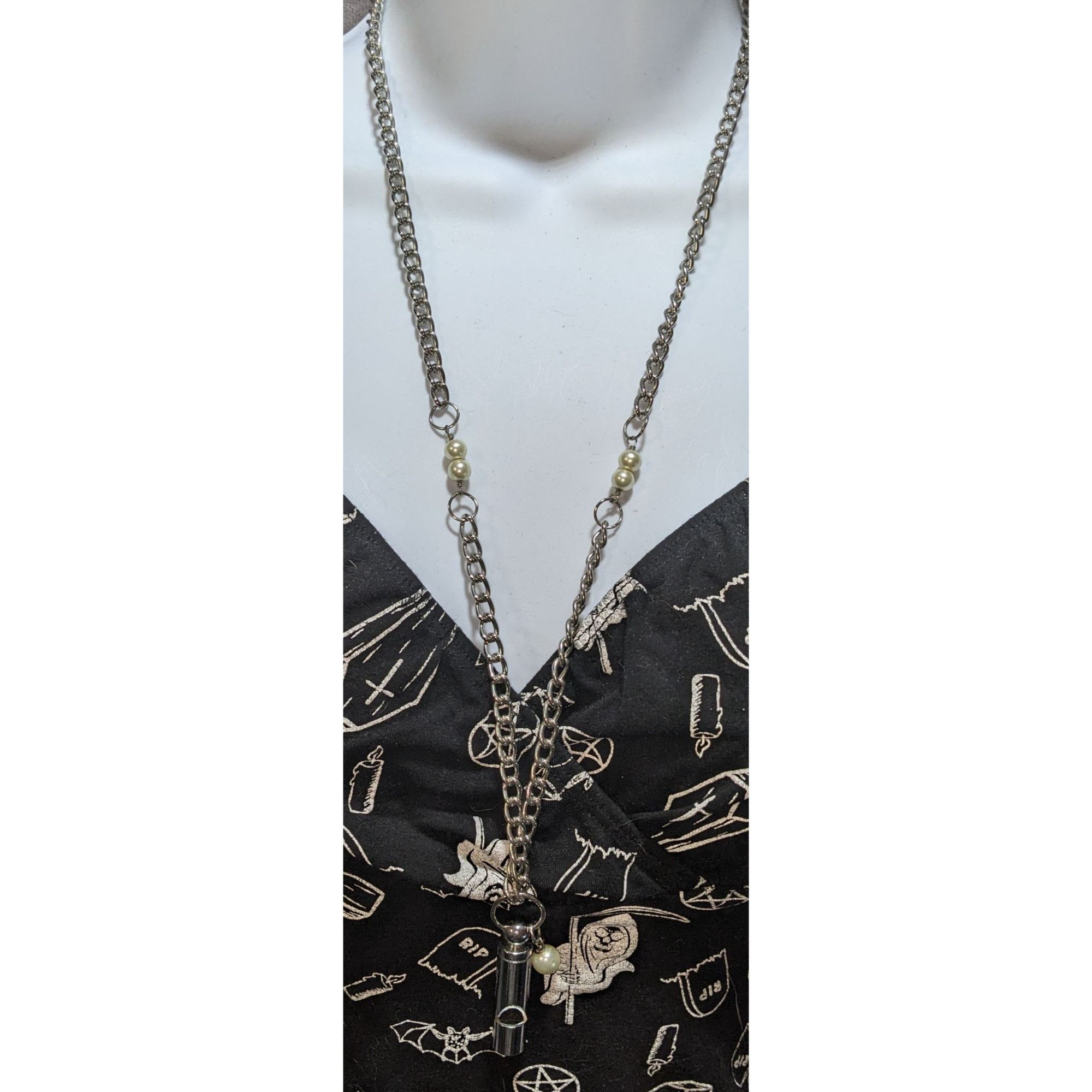 Other Blo Vintage Whistle Necklace With Faux Pearls & Chain Size ONE SIZE - 3 Thumbnail