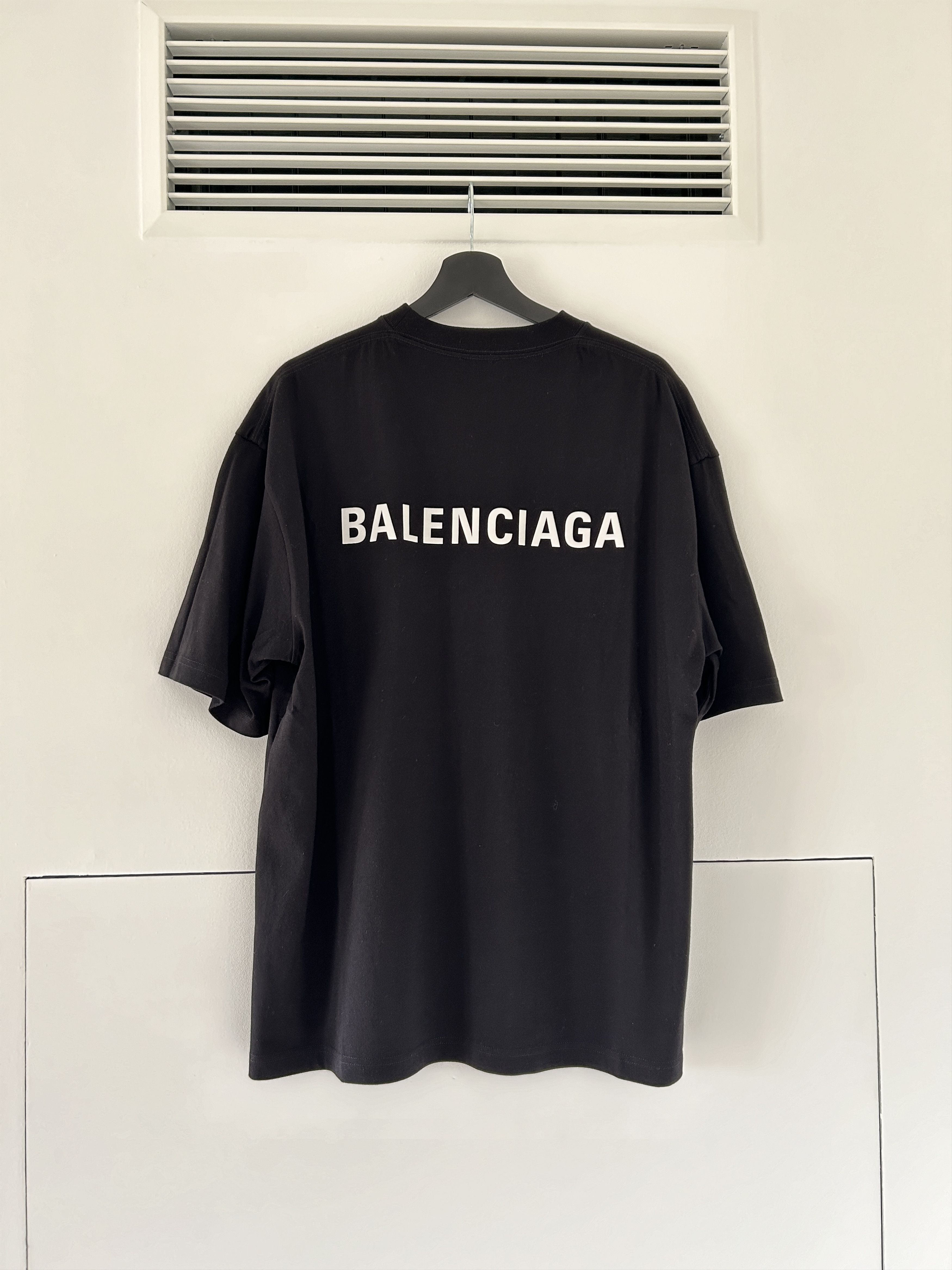 Balenciaga back logo tee deals