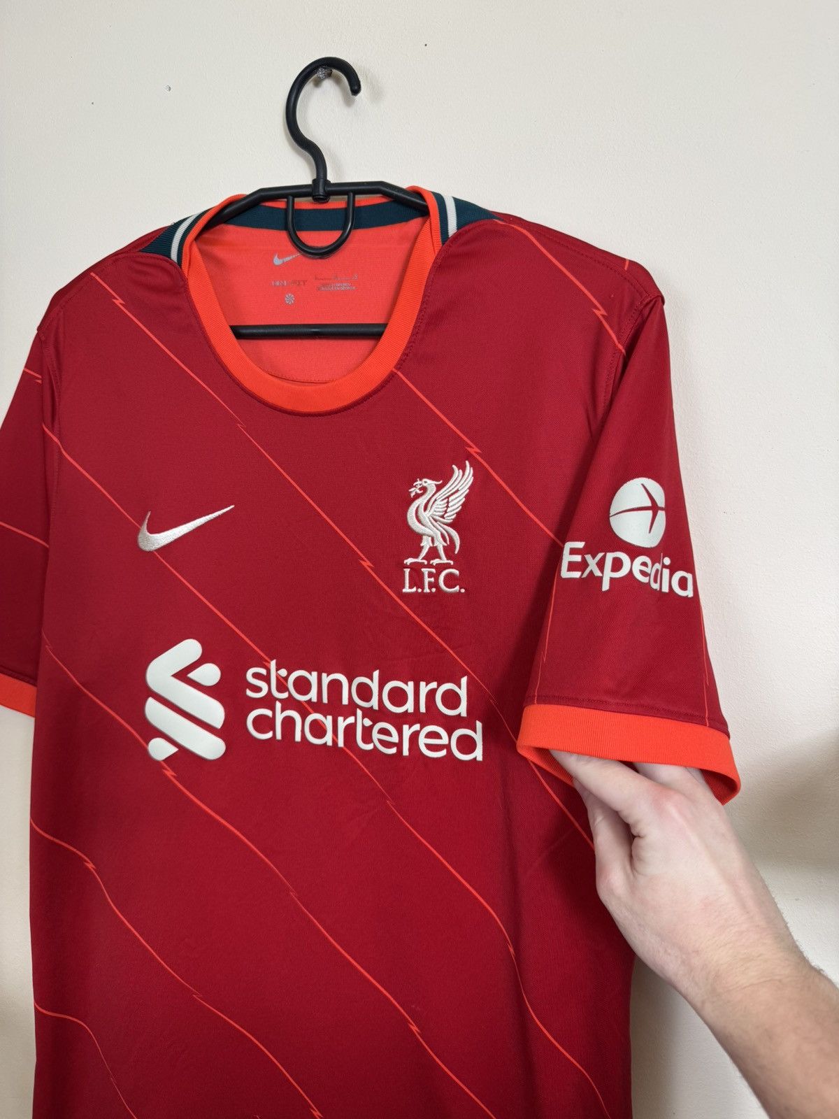 Nike Nike Liverpool Jersey 2021-22 #6 Thiago Home Kit Soccer L Size US L / EU 52-54 / 3 - 9 Thumbnail