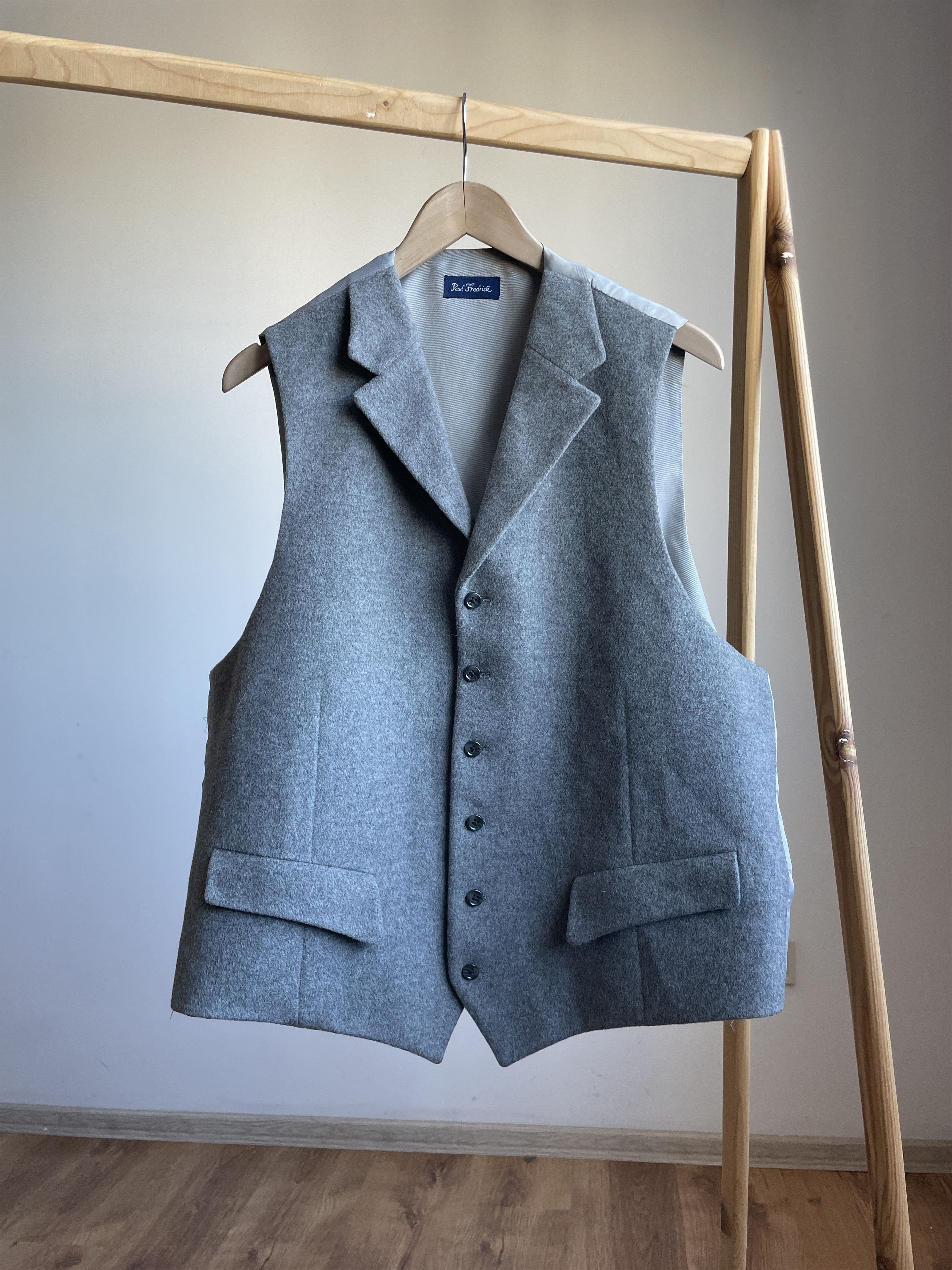Paul Fredrick Paul Fredrick Wool Cashmere Waistcoat Size L Size 42R - 1 Thumbnail